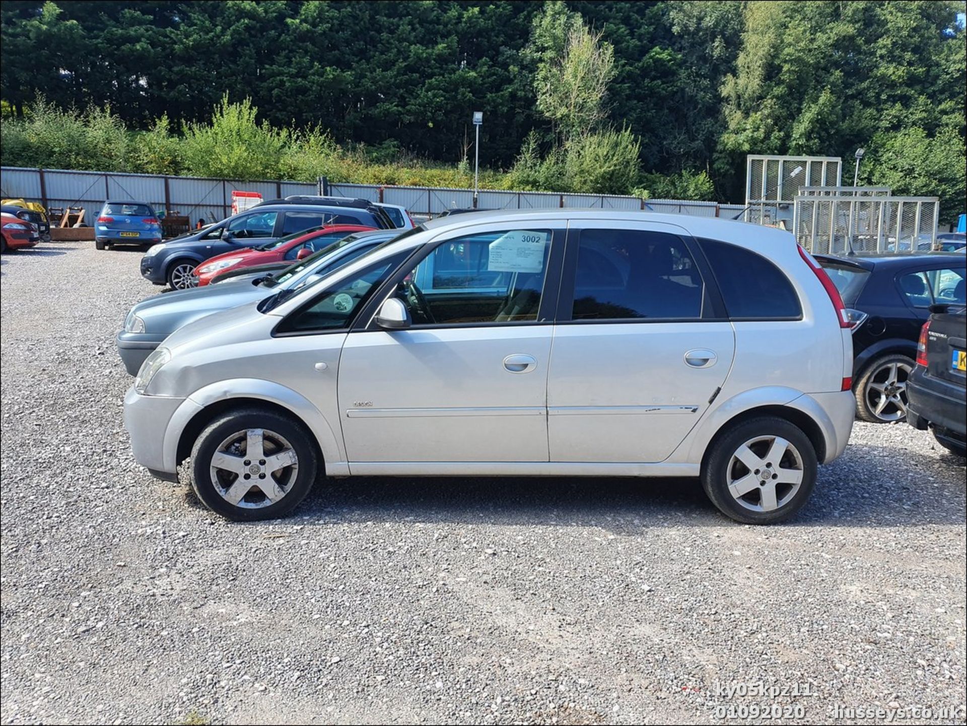 05/05 VAUXHALL MERIVA DESIGN 16V - 1598cc 5dr MPV (Silver, 91k) - Image 11 of 11