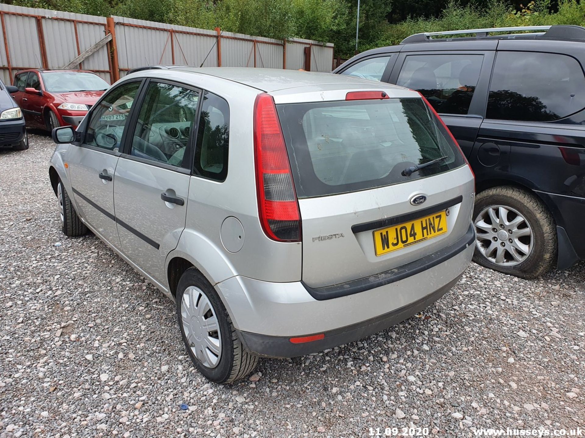 04/04 FORD FIESTA LX - 1388cc 5dr Hatchback (Silver, 91k) - Image 12 of 12