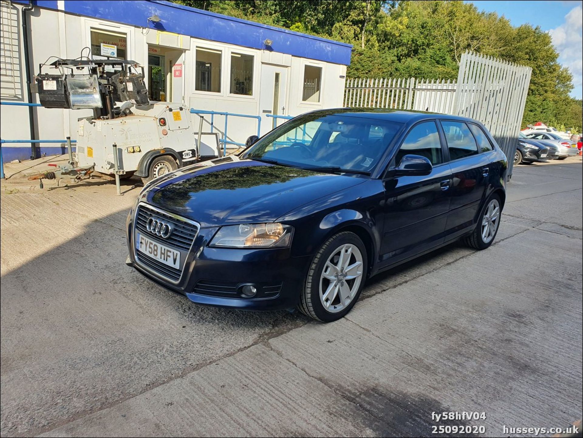 09/58 AUDI A3 SPORT 138 TDI - 1968cc 5dr Hatchback (Blue, 171k) - Image 8 of 10