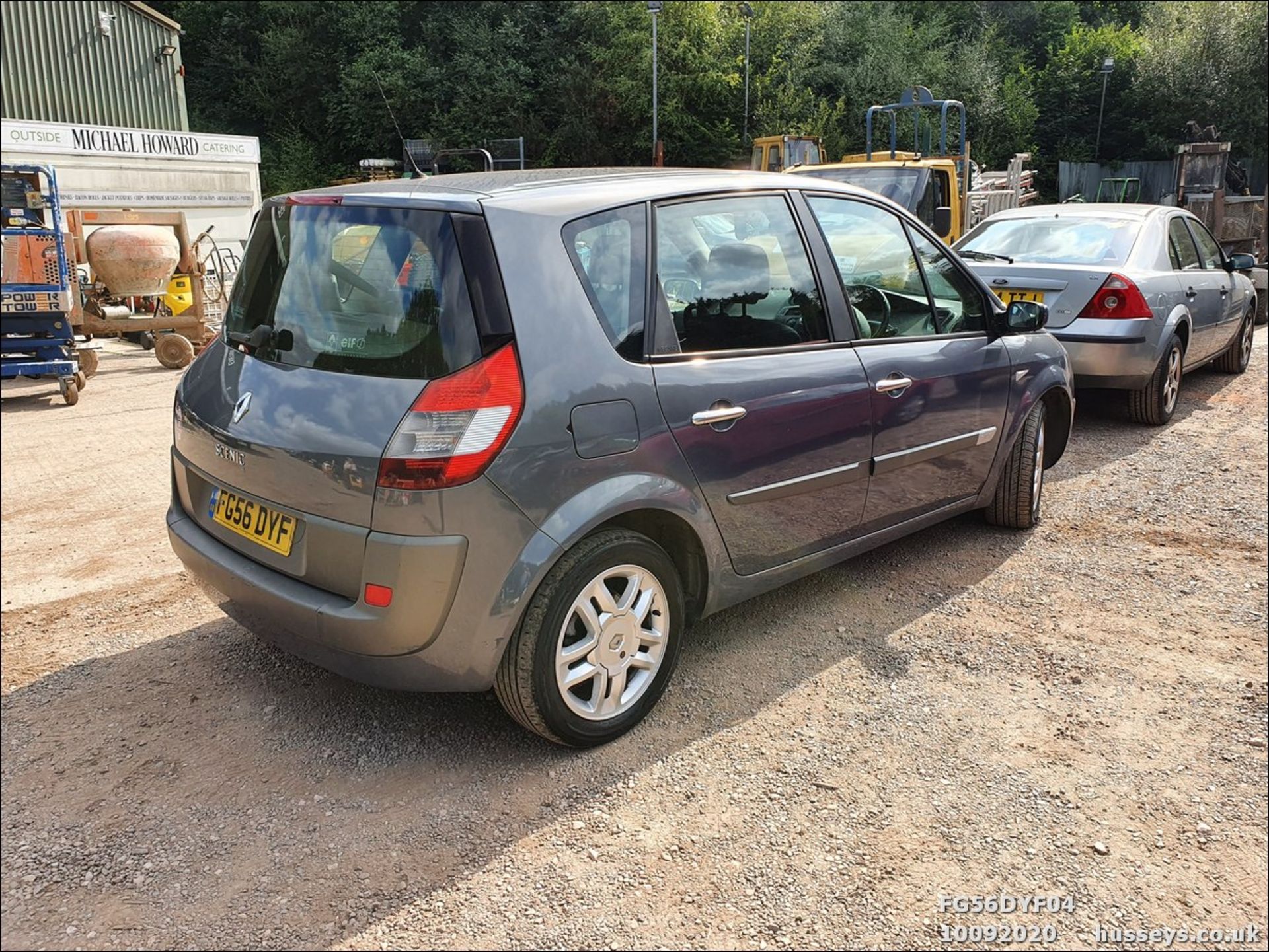 06/56 RENAULT G-SCENIC DYNAM S DCI 106 - 1461cc 5dr MPV (Grey, 123k) - Image 4 of 10