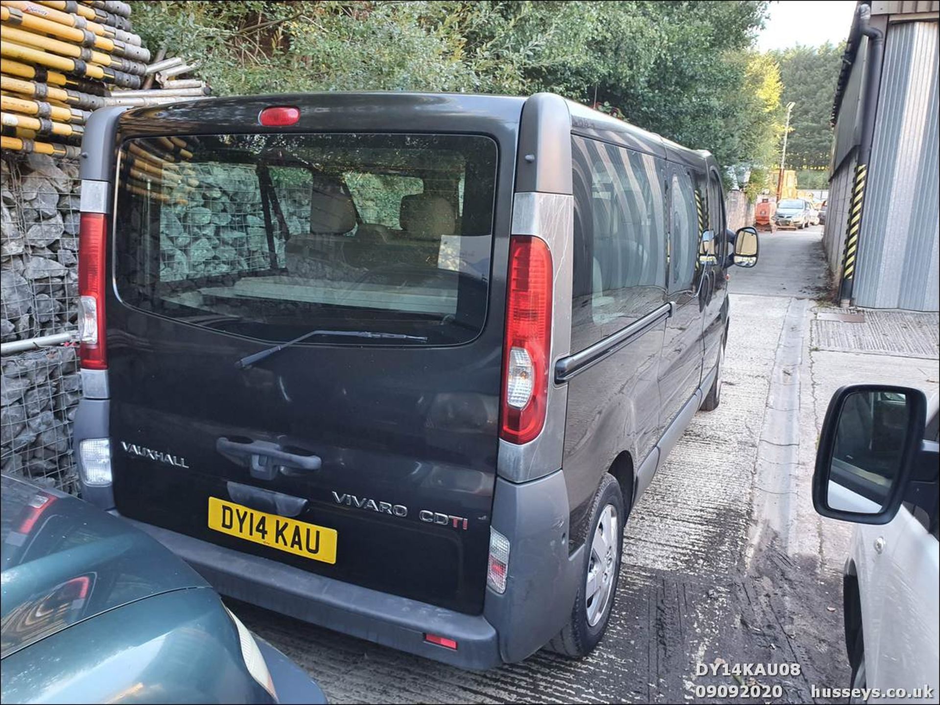 14/14 VAUXHALL VIVARO 2900 COMBI CDTI LW - 1995cc 5dr MPV (Black, 314k) - Image 20 of 23