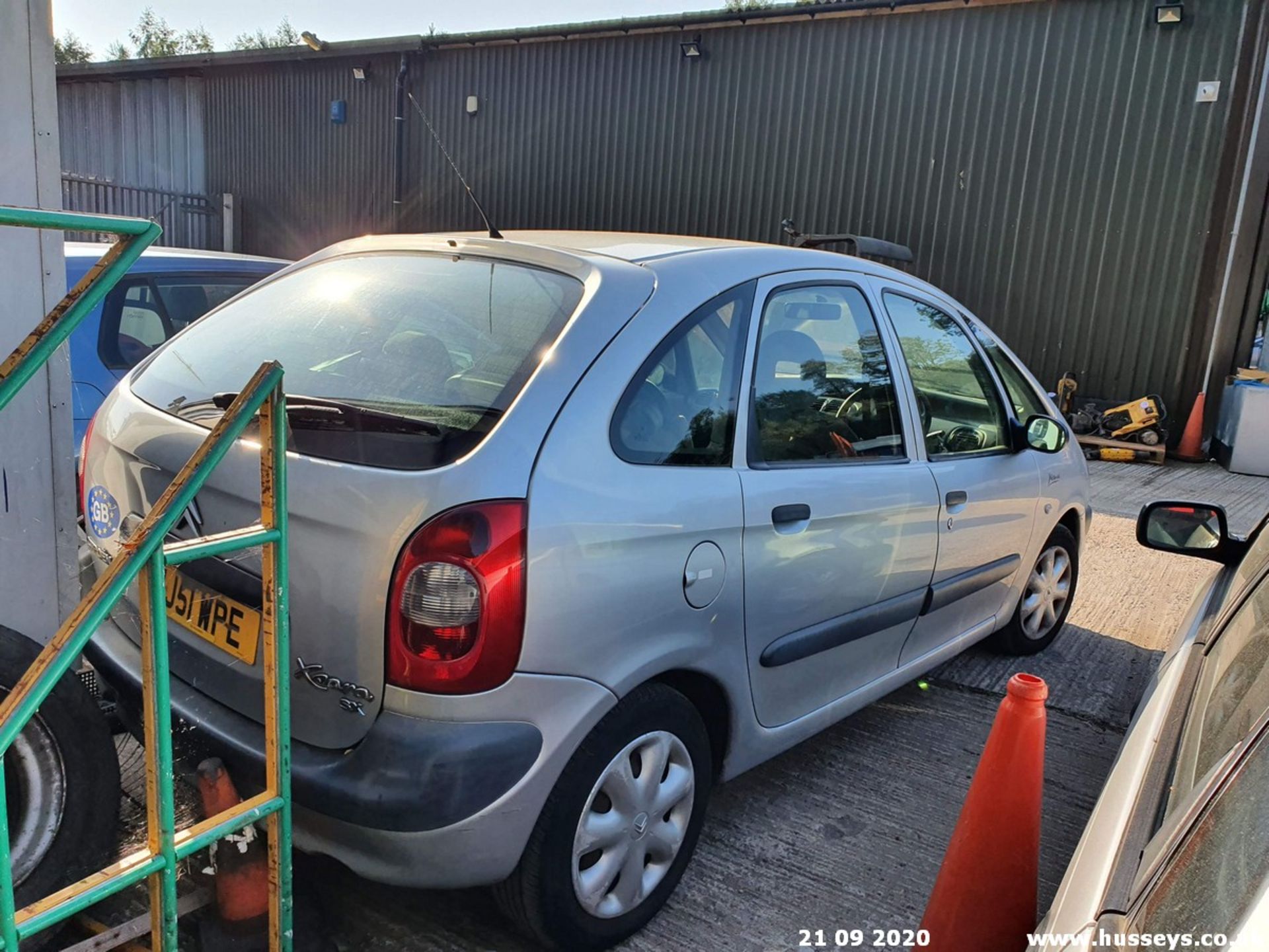 01/51 CITROEN XSARA PICASSO SX HDI - 1997cc 5dr MPV (Silver, 112k) - Image 9 of 11