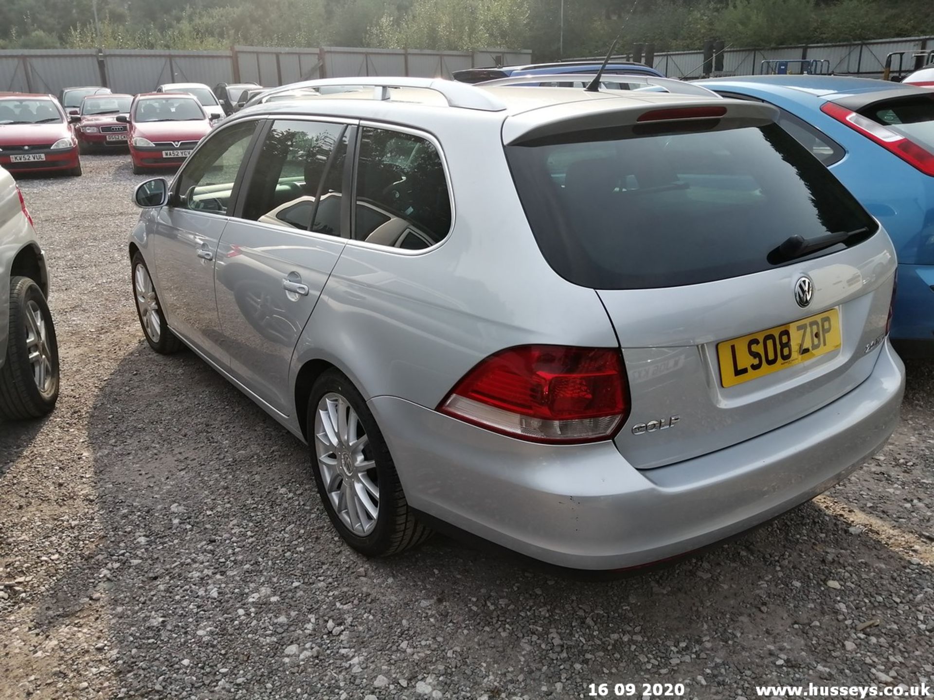 08/08 VOLKSWAGEN GOLF SPORTLINE TDI 140 - 1968cc 5dr Estate (Silver, 115k) - Image 3 of 12