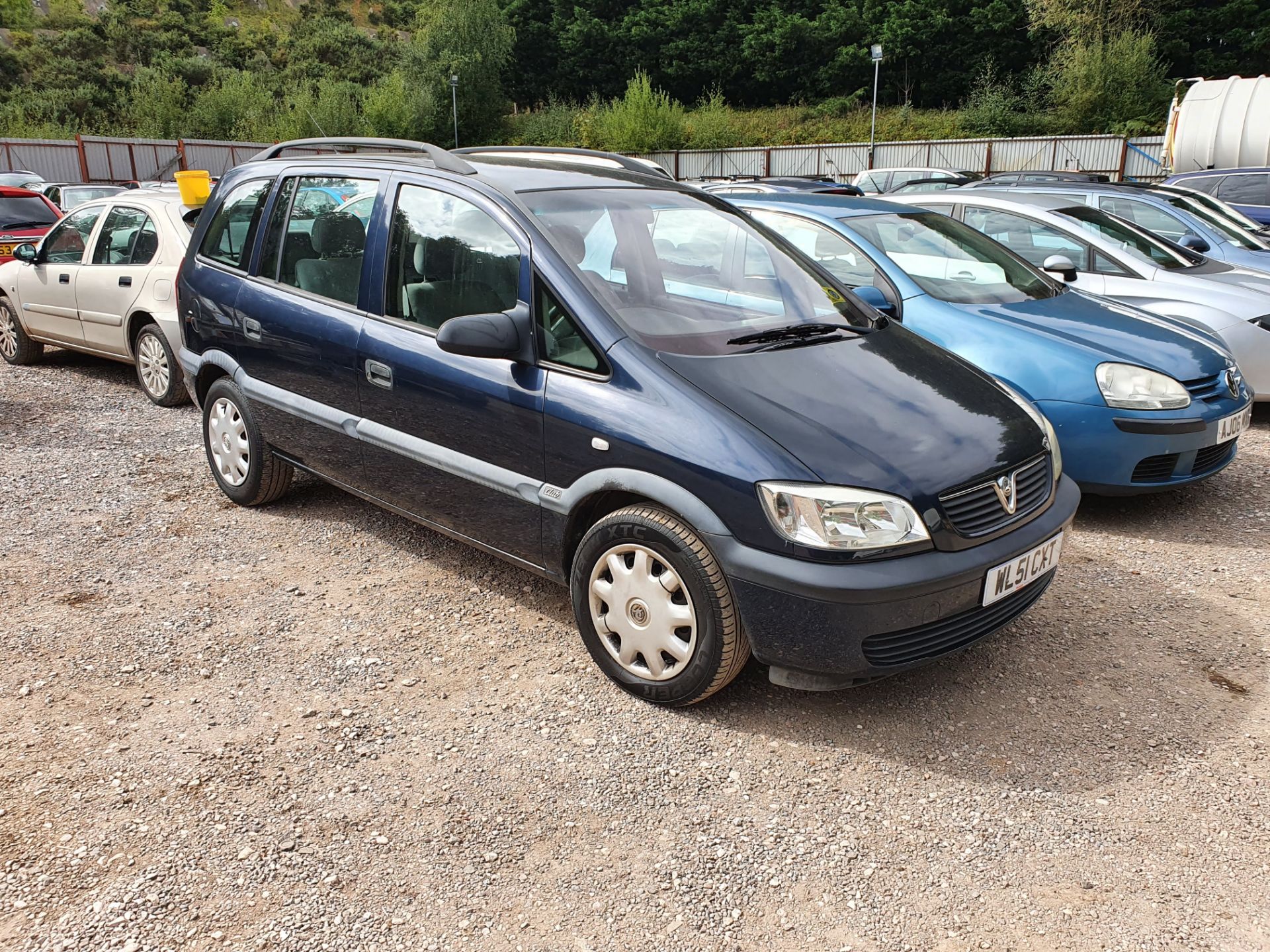 01/51 VAUXHALL ZAFIRA 16V CLUB - 1598cc 5dr MPV (Blue, 103k) - Image 4 of 14