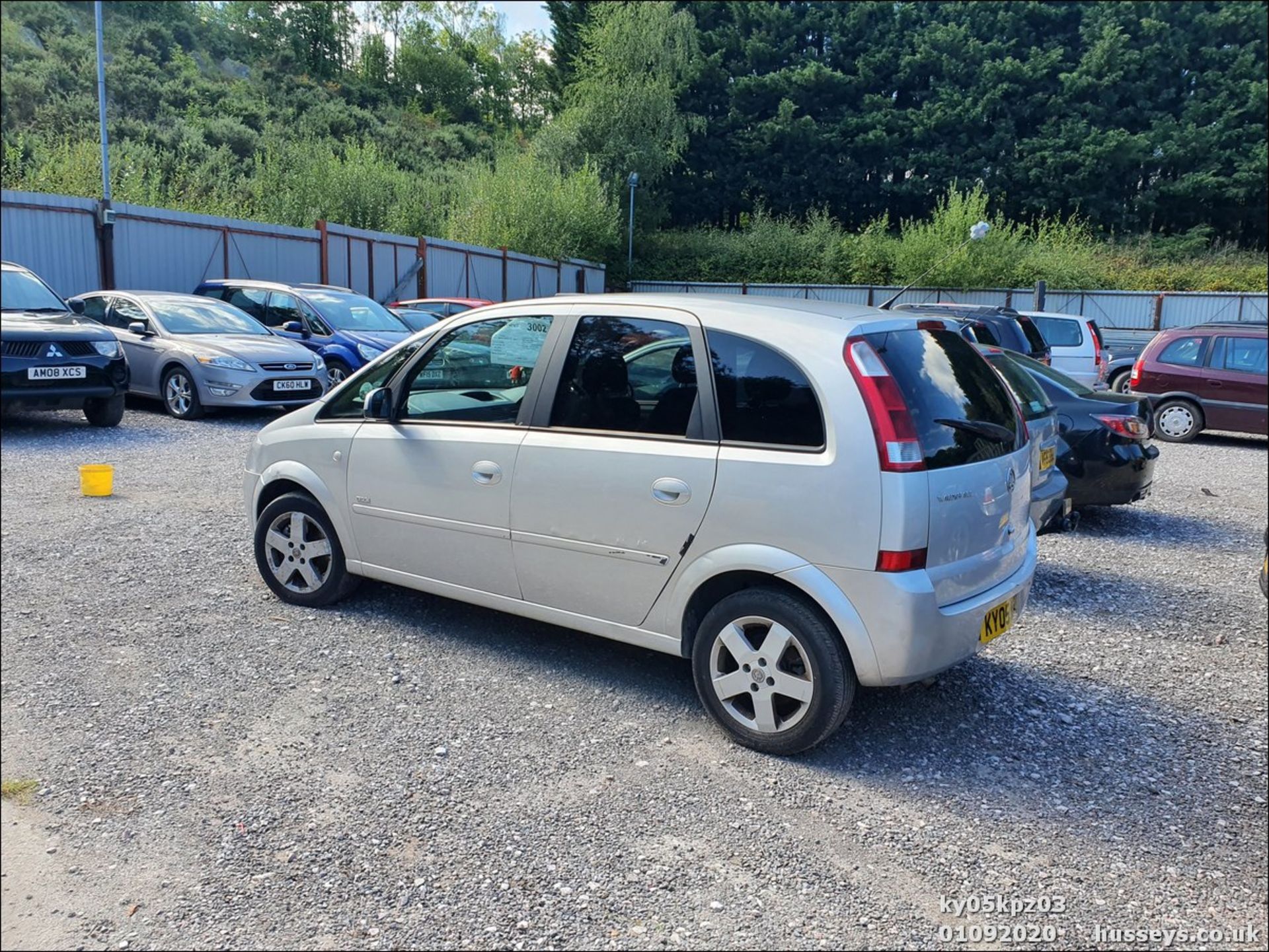 05/05 VAUXHALL MERIVA DESIGN 16V - 1598cc 5dr MPV (Silver, 91k) - Image 3 of 11