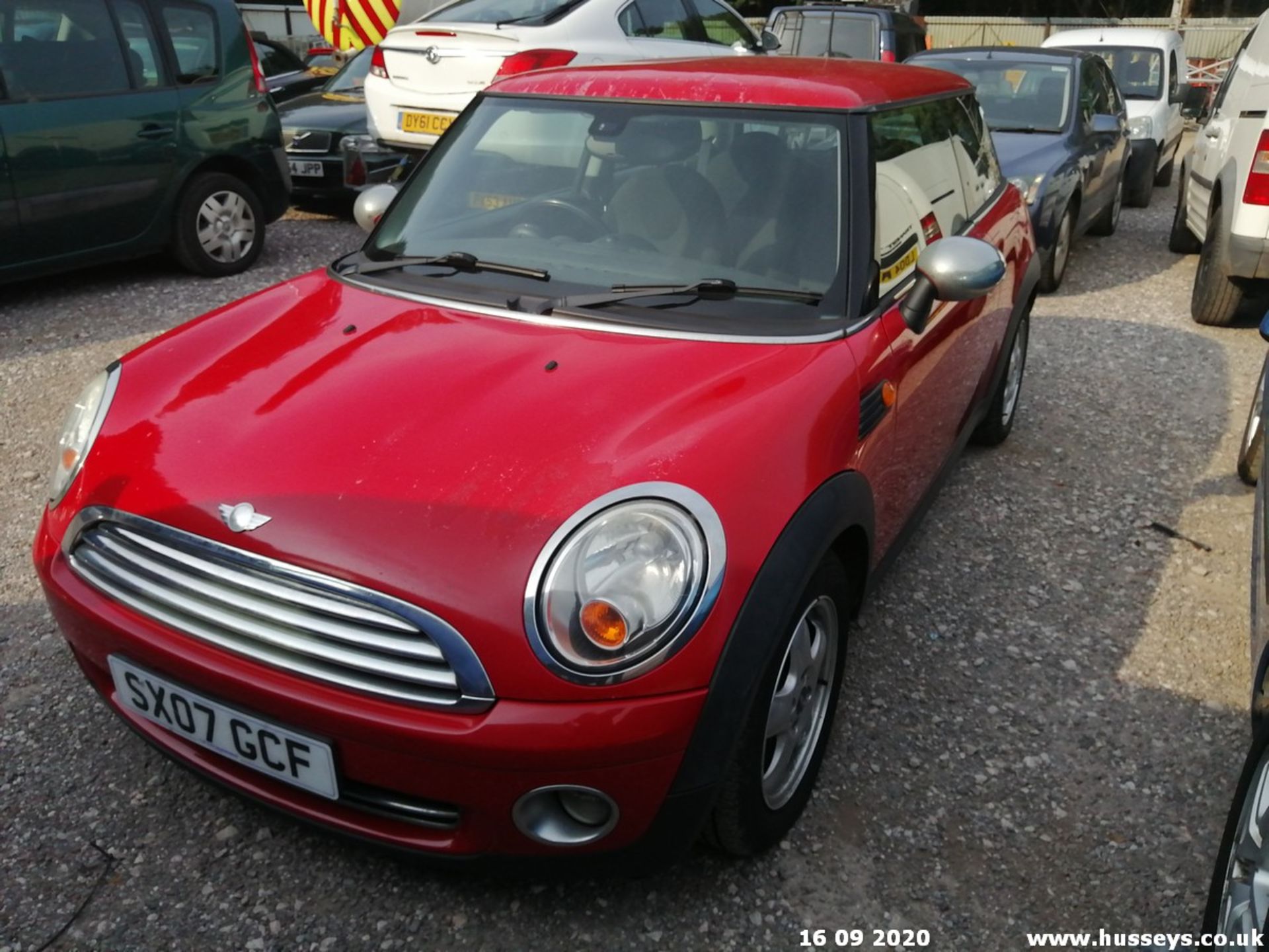 07/07 MINI ONE - 1397cc 3dr Hatchback (Red, 115k) - Image 3 of 6