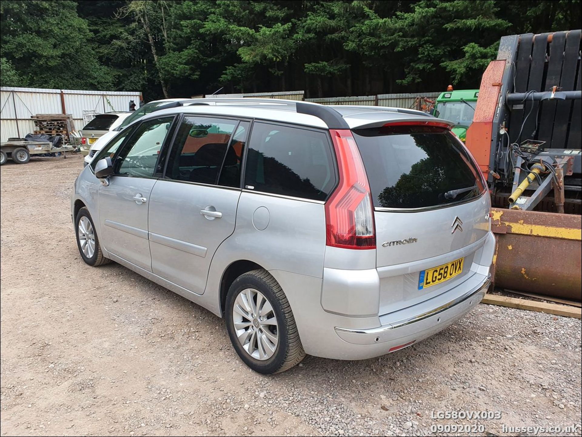 08/58 CITROEN C4 PICASSO 7 EXCL HDI A - 1997cc 5dr MPV (Silver, 97k) - Image 3 of 16