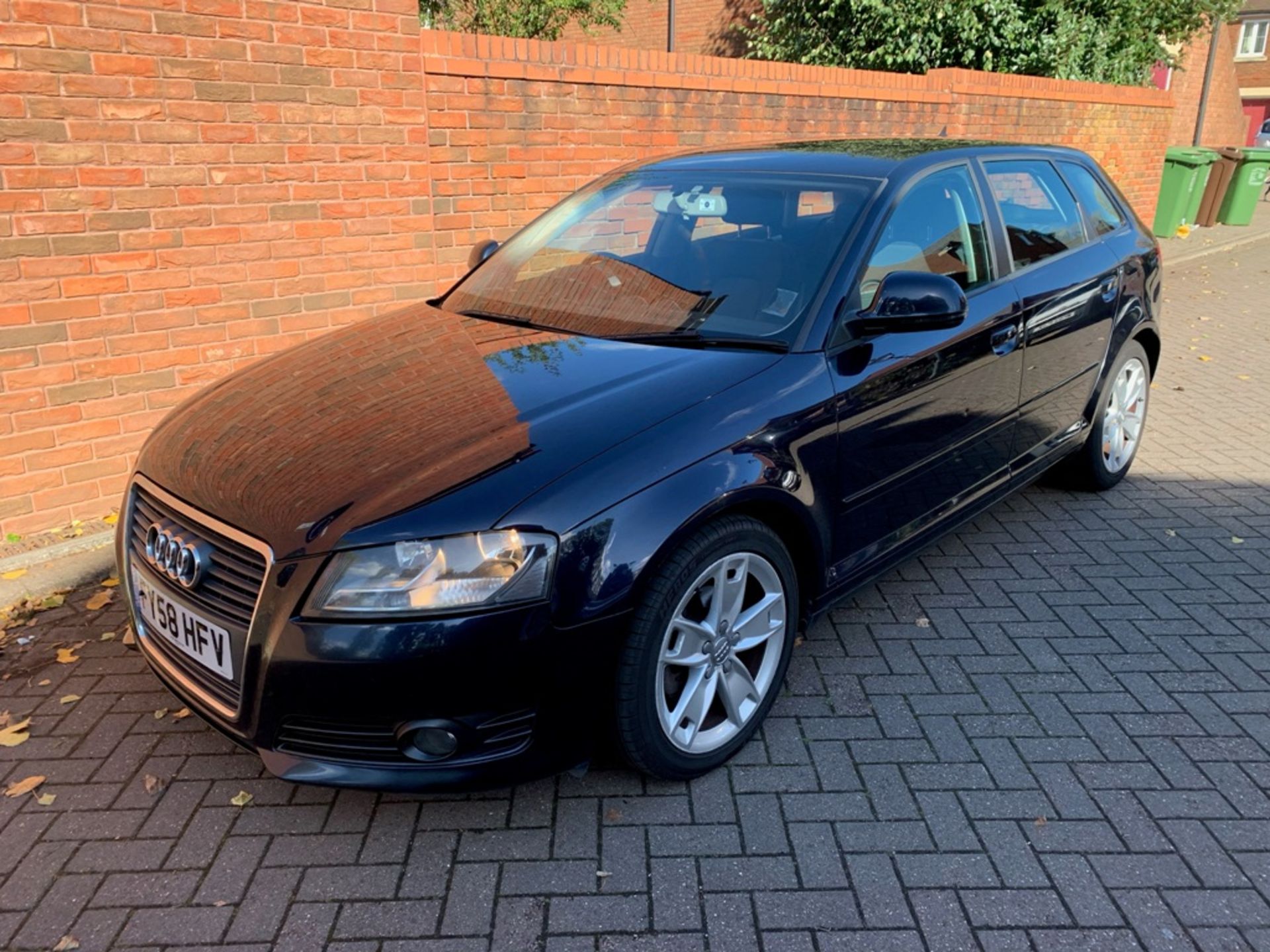 09/58 AUDI A3 SPORT 138 TDI - 1968cc 5dr Hatchback (Blue, 171k) - Image 2 of 10