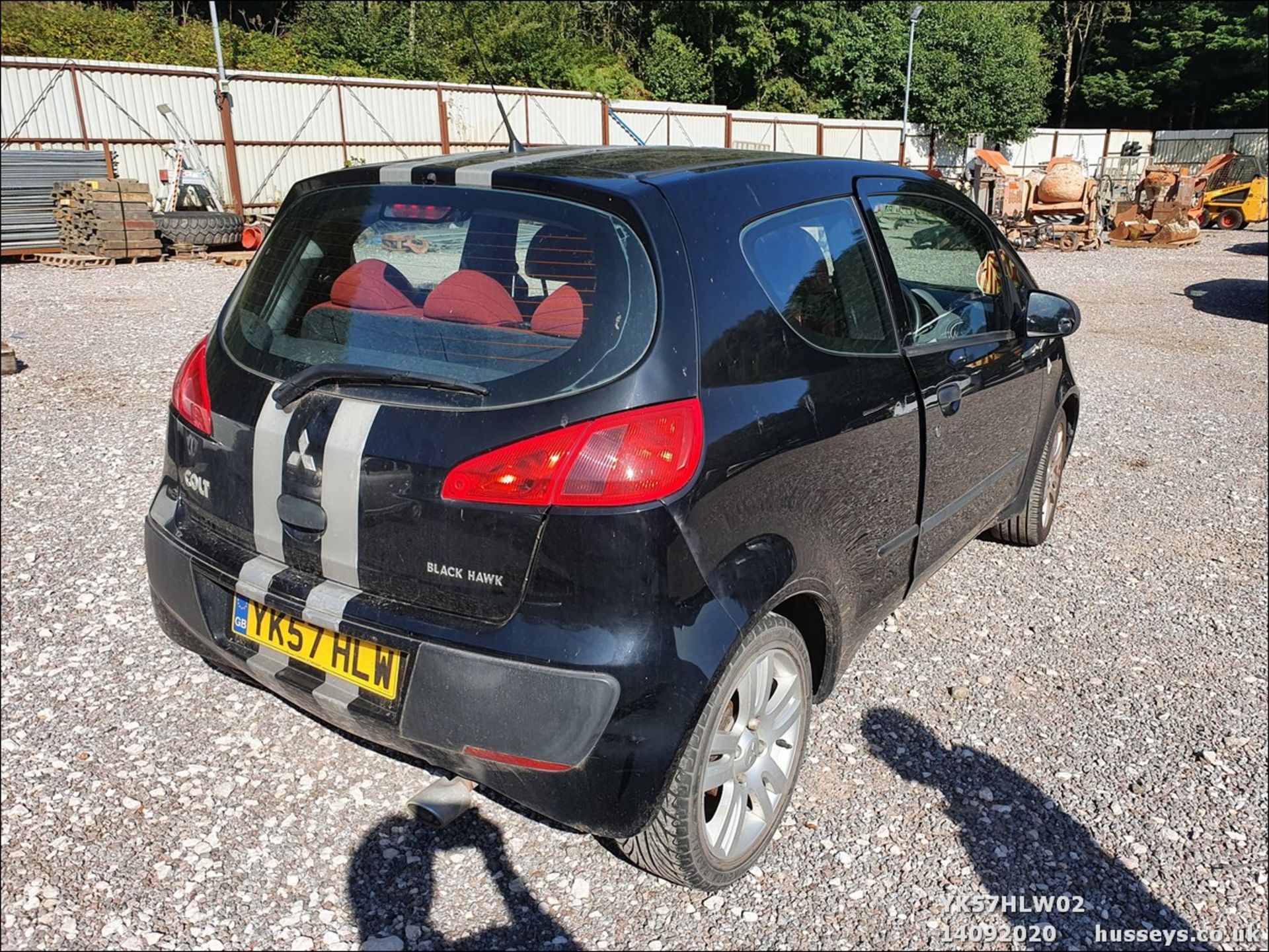 07/57 MITSUBISHI COLT BLACK HAWK - 1124cc 3dr Hatchback (Black, 73k) - Image 2 of 9