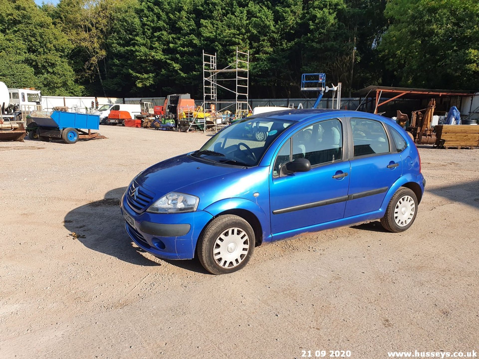 03/03 CITROEN C3 DESIRE - 1360cc 5dr Hatchback (Blue, 121k) - Image 4 of 12