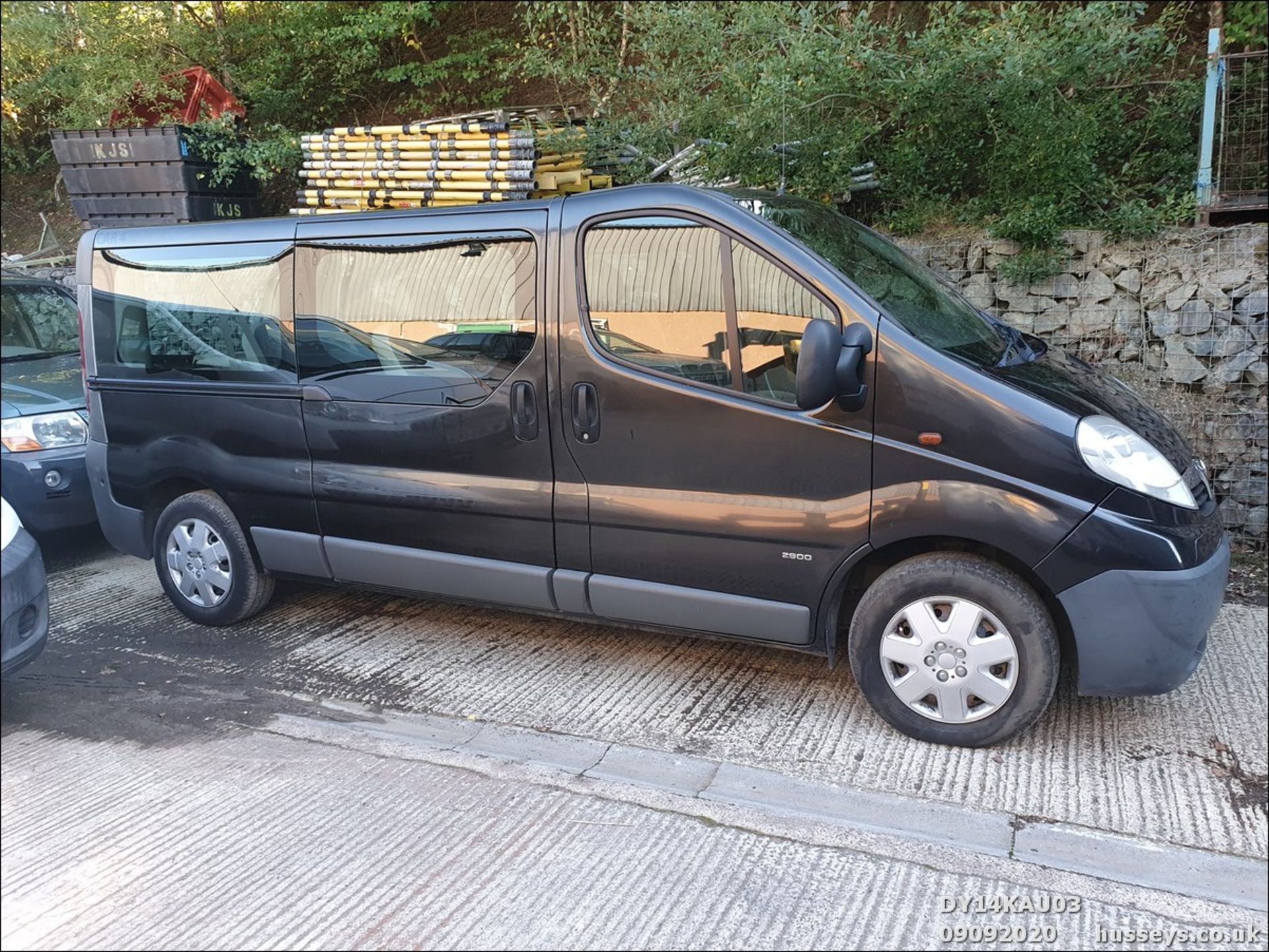 14/14 VAUXHALL VIVARO 2900 COMBI CDTI LW - 1995cc 5dr MPV (Black, 314k) - Image 3 of 23