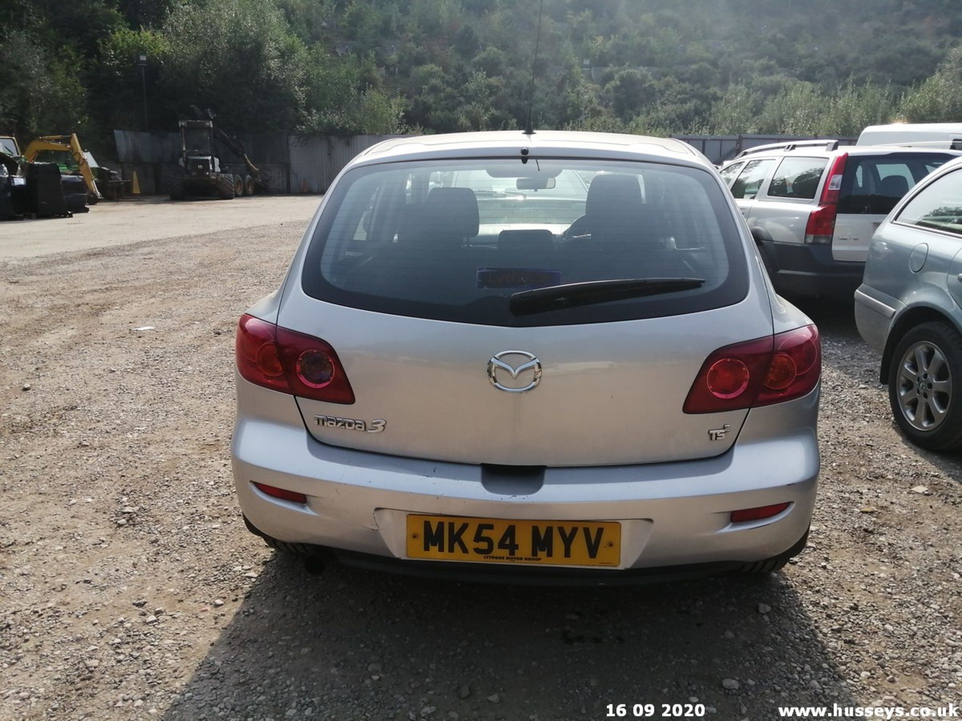 04/54 MAZDA 3 TS2 - 1598cc 5dr Hatchback (Silver, 92k) - Image 5 of 10