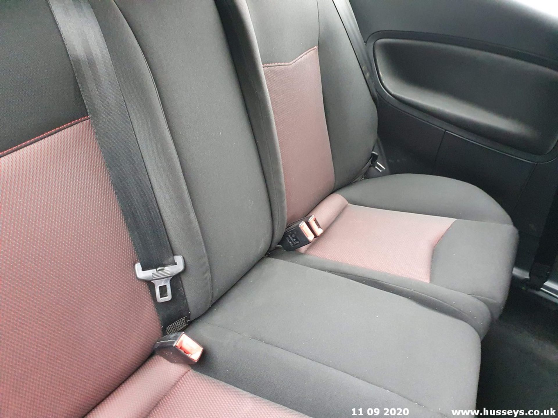 08/57 SEAT IBIZA FORMULA SPORT 100 - 1390cc 3dr Hatchback (Black, 88k) - Image 8 of 9
