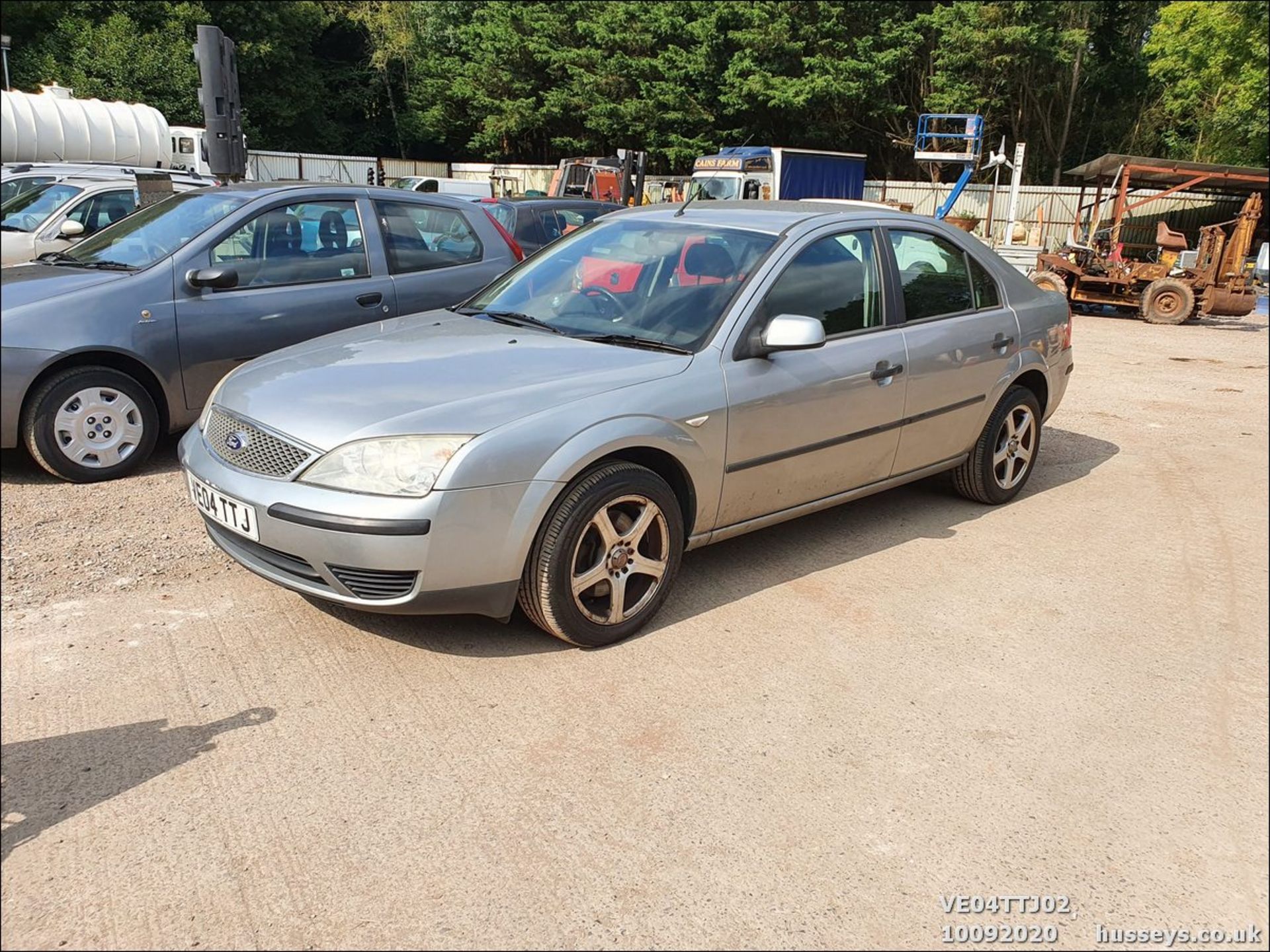 04/04 FORD MONDEO LX TDCI - 1998cc 5dr Hatchback (Silver, 116k) - Image 2 of 11