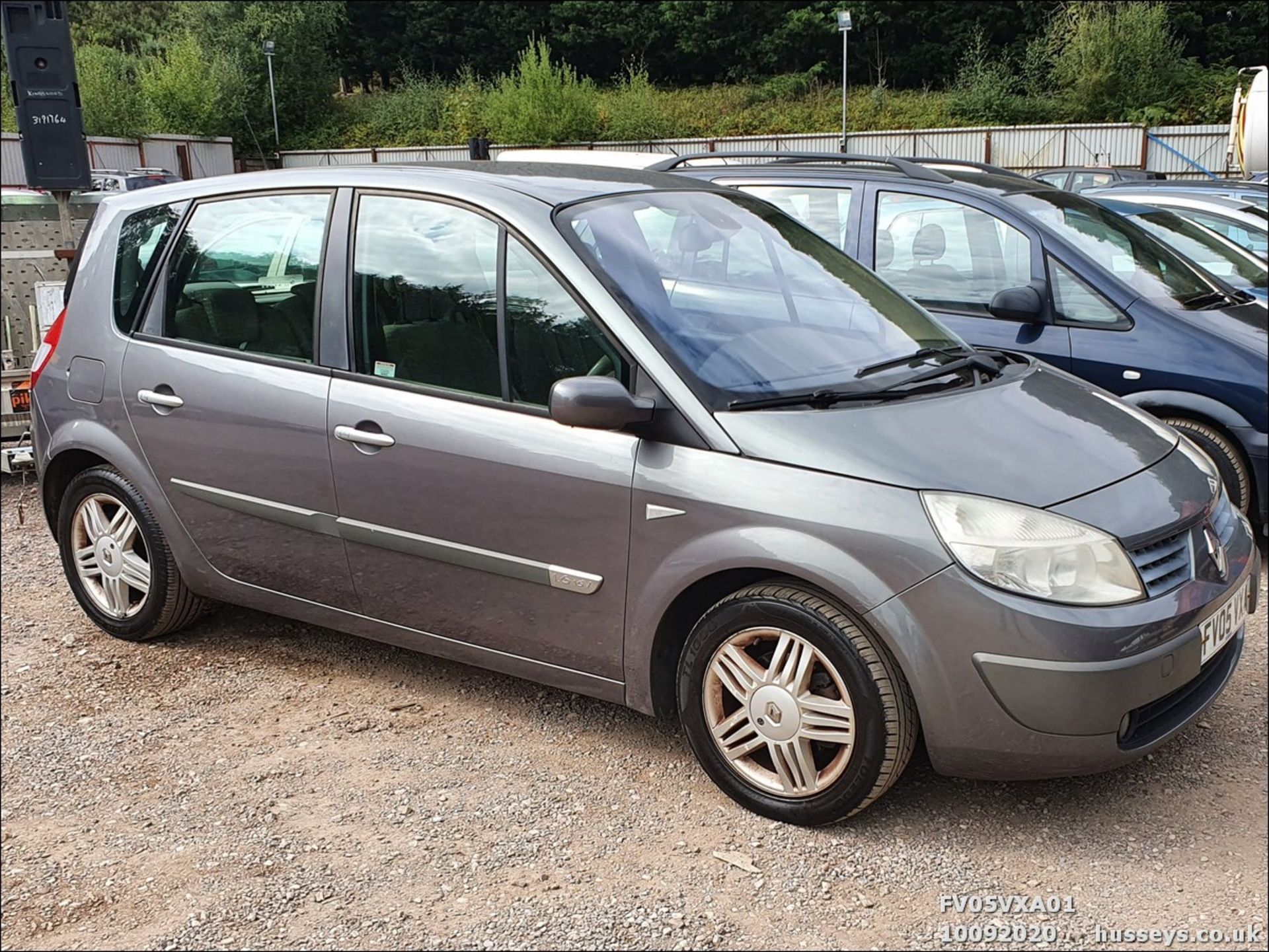 05/05 RENAULT SCENIC PRIVILEGE 16V - 1598cc 5dr MPV (Grey, 32k)