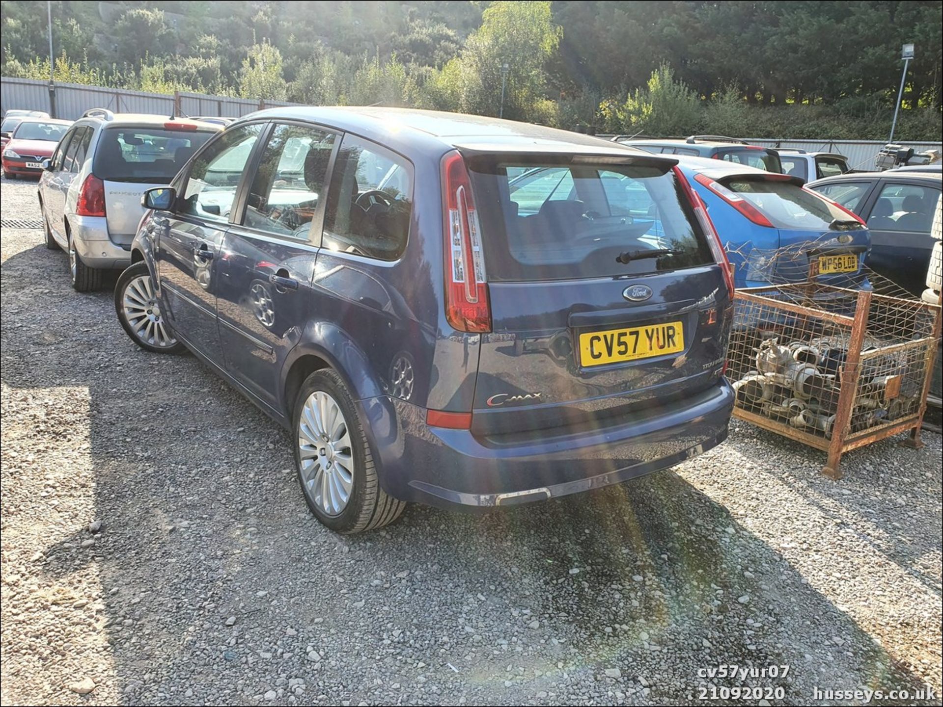 07/57 FORD C-MAX TITANIUM TD 115 - 1753cc 5dr MPV (Blue, 154k) - Image 7 of 10