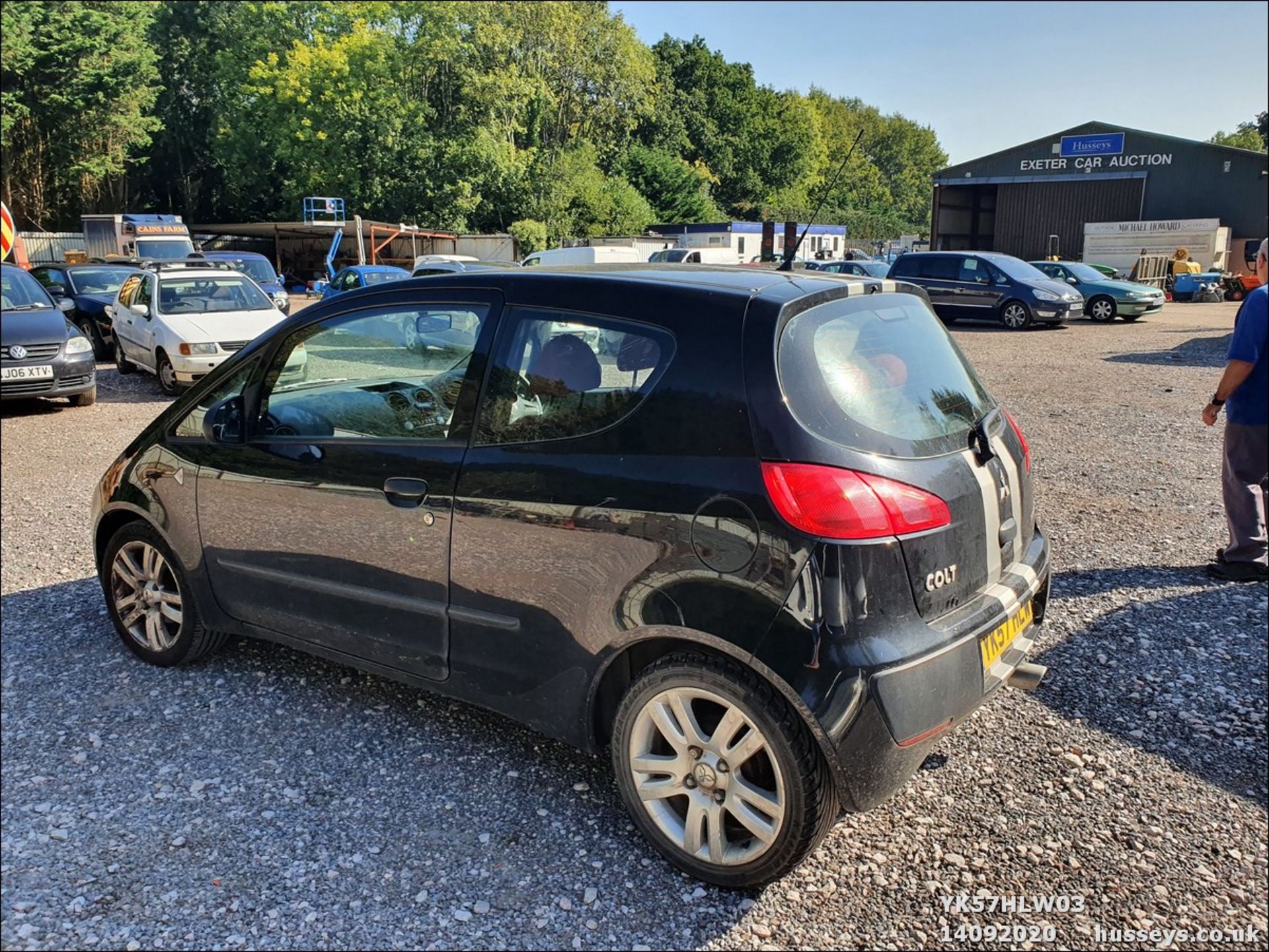 07/57 MITSUBISHI COLT BLACK HAWK - 1124cc 3dr Hatchback (Black, 73k) - Image 4 of 9