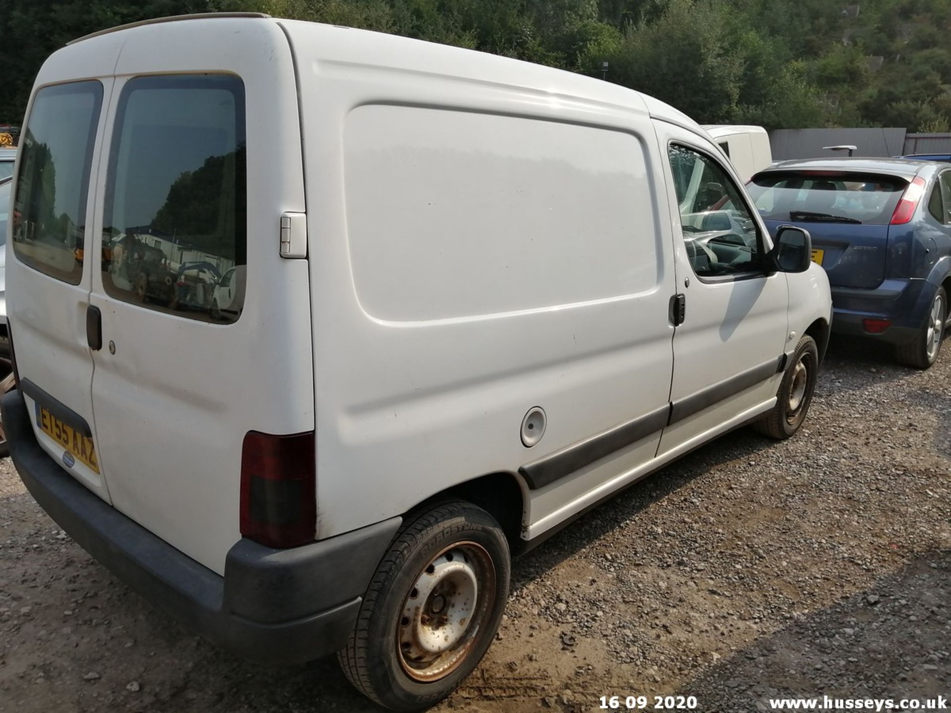 06/55 PEUGEOT PARTNER 600 LX D - 1868cc 3dr Van (White, 208k) - Image 4 of 8