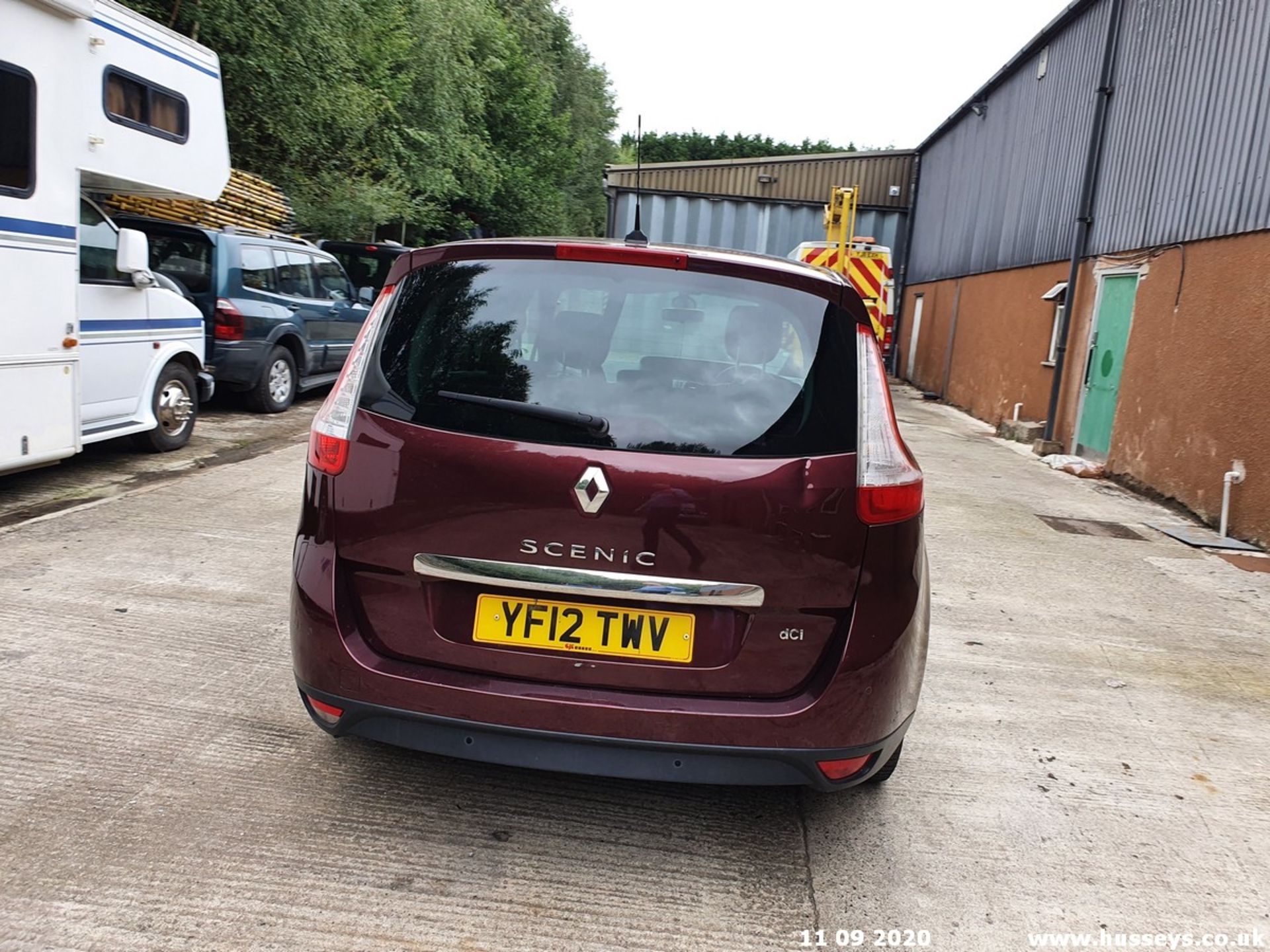 12/12 RENAULT G SCENIC D-QUE TT ENERGY - 1598cc 5dr MPV (Red, 129k) - Image 14 of 14