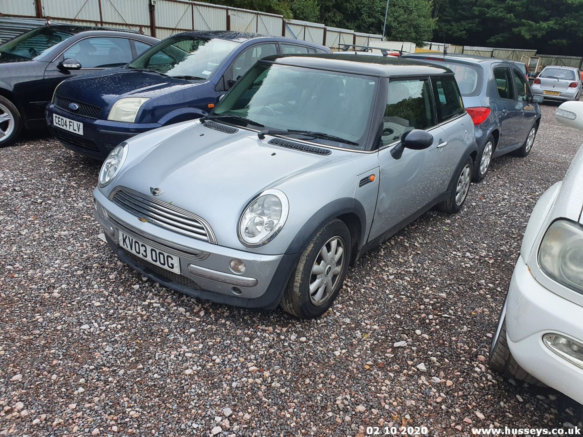 03/03 MINI MINI COOPER - 1598cc 3dr Hatchback (Silver, 136k) - Image 2 of 8