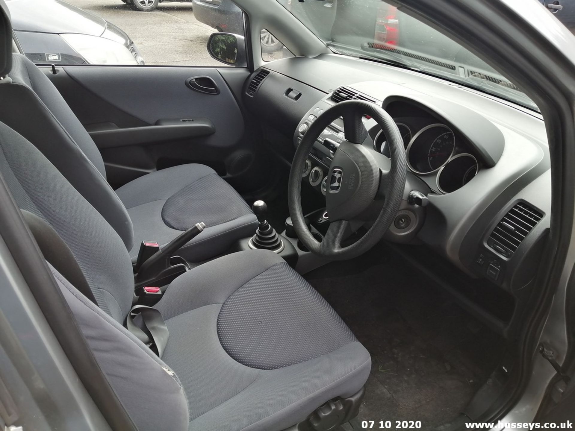 08/57 HONDA JAZZ S - 1246cc 5dr Hatchback (Silver, 110k) - Image 9 of 10