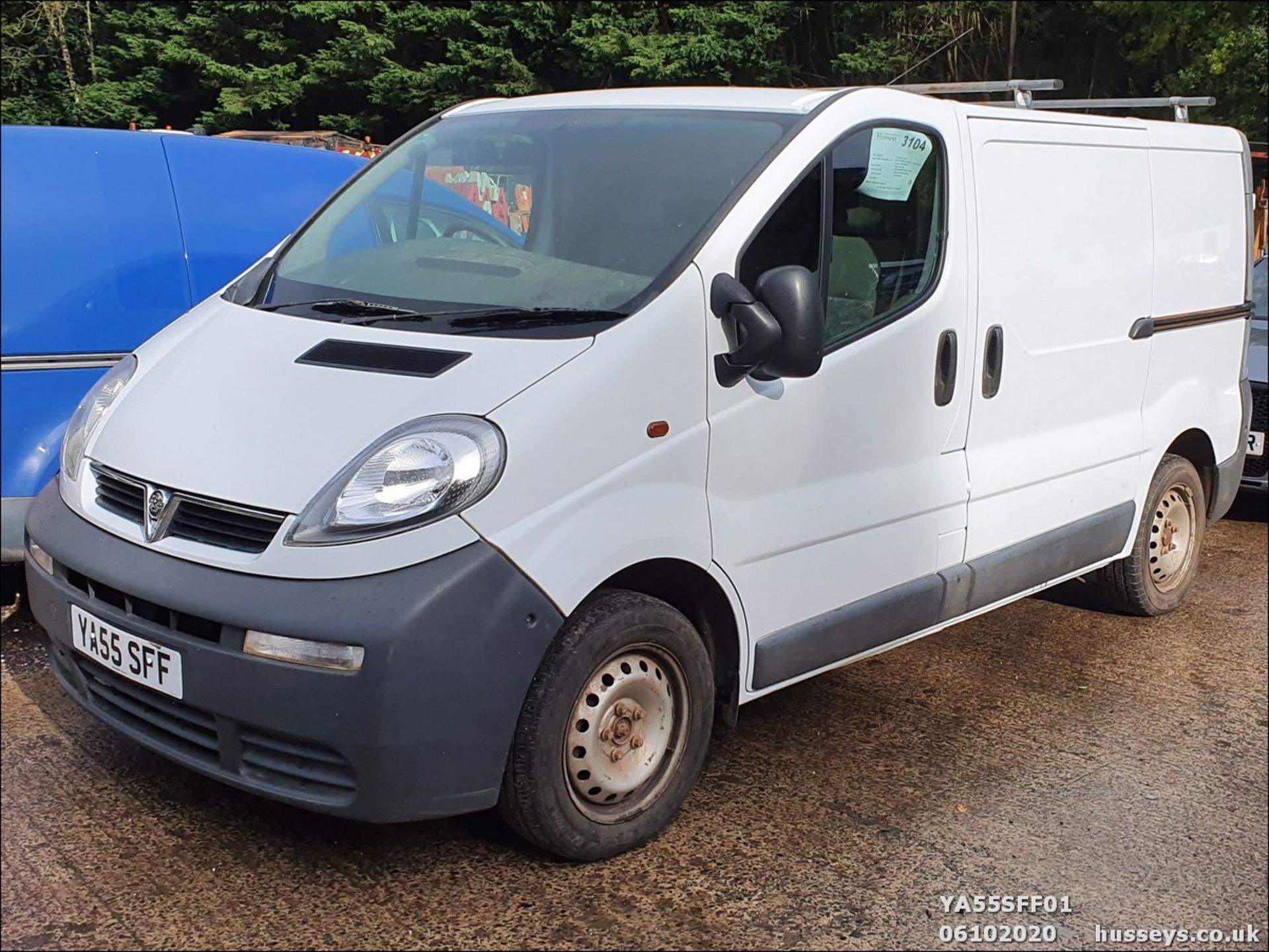 06/55 VAUXHALL VIVARO 2700 DI SWB - 1870cc 2dr Van (White, 125k)