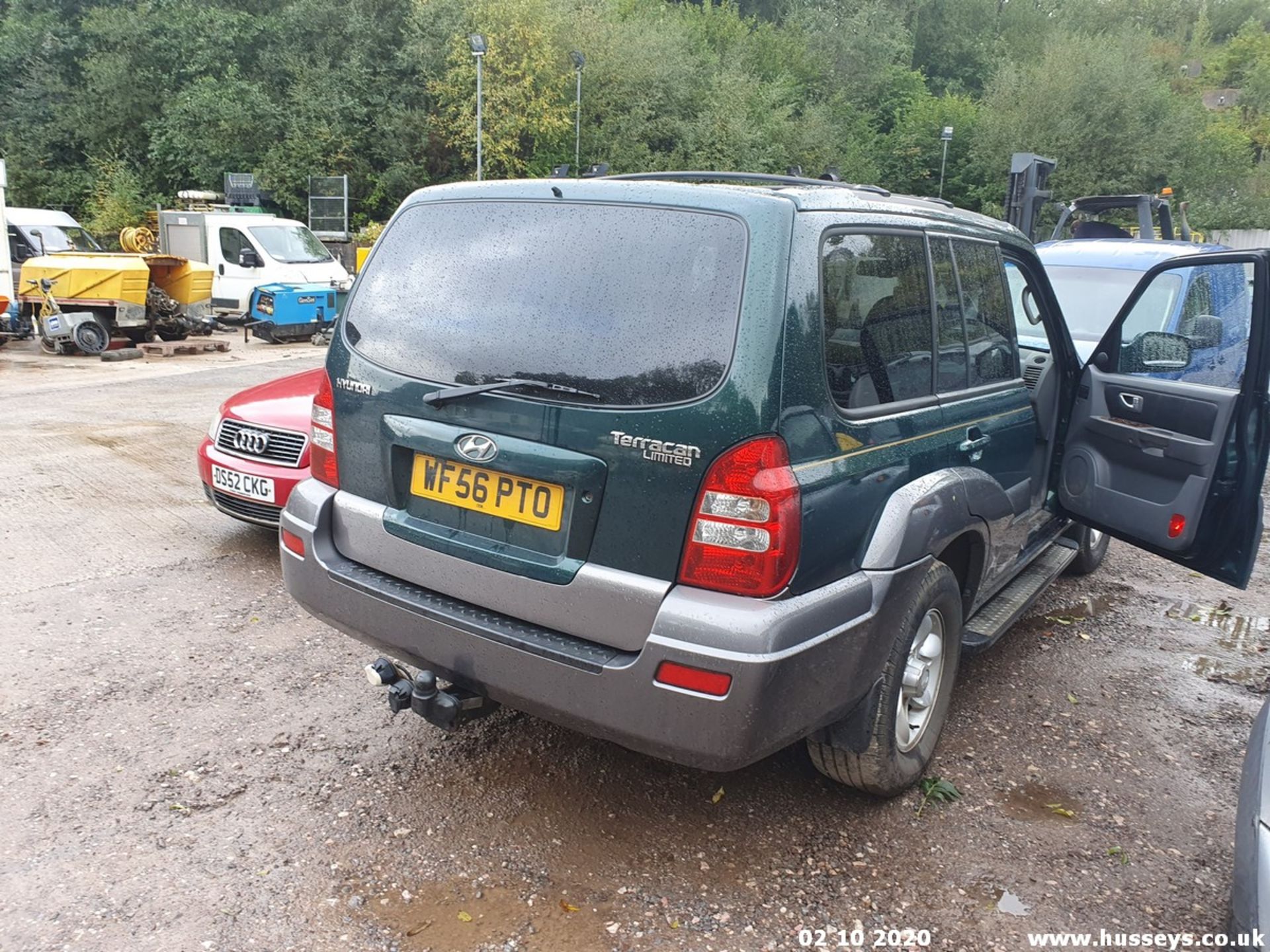 06/56 HYUNDAI TERRACAN LTD CRTD - 2902cc 5dr Estate (Green, 163k) - Image 9 of 9