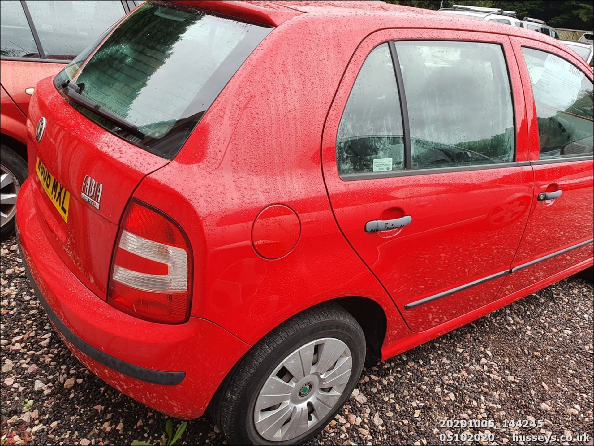 06/06 SKODA FABIA AMBIENTE 12V HTP - 1198cc 5dr Hatchback (Red, 98k) - Image 8 of 11