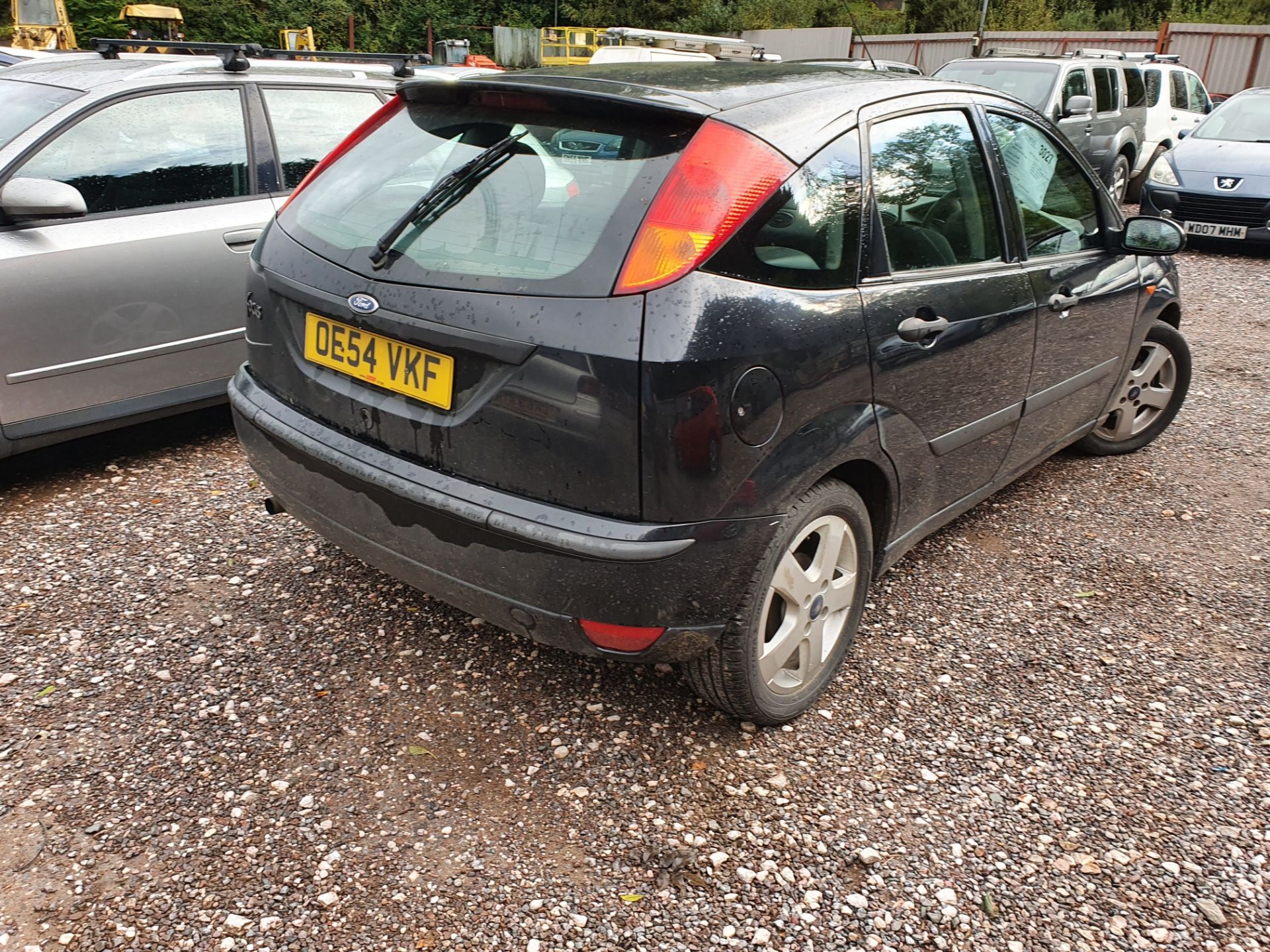 05/54 FORD FOCUS EDGE - 1596cc 5dr Hatchback (Black, 93k) - Image 9 of 12