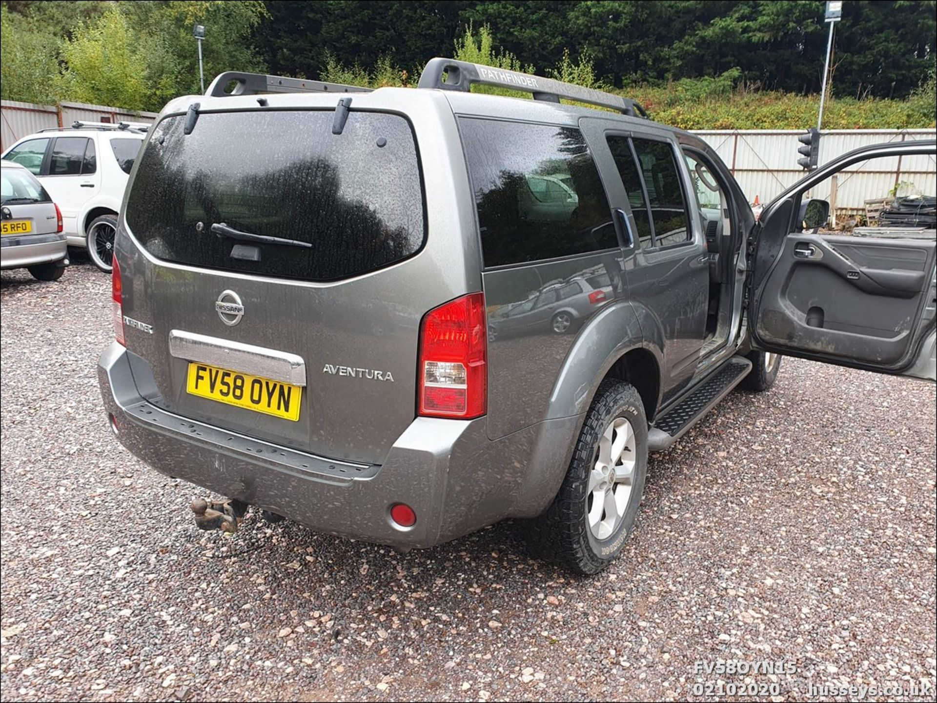 09/58 NISSAN PATHFINDER AVENTURA DCI - 2488cc 5dr Estate (Grey, 147k) - Image 15 of 15