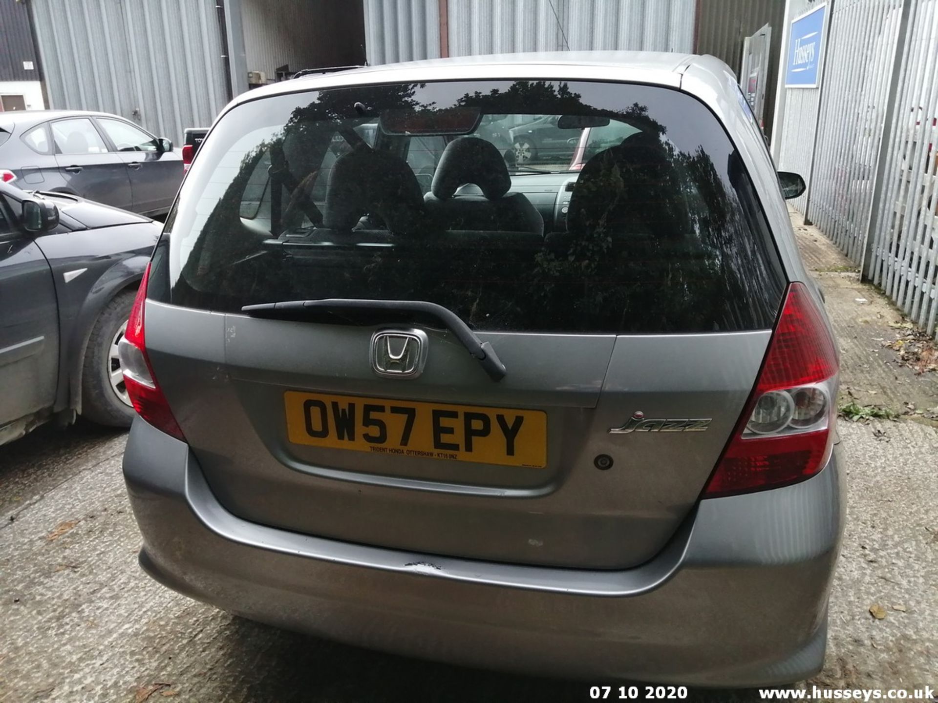 08/57 HONDA JAZZ S - 1246cc 5dr Hatchback (Silver, 110k) - Image 6 of 10