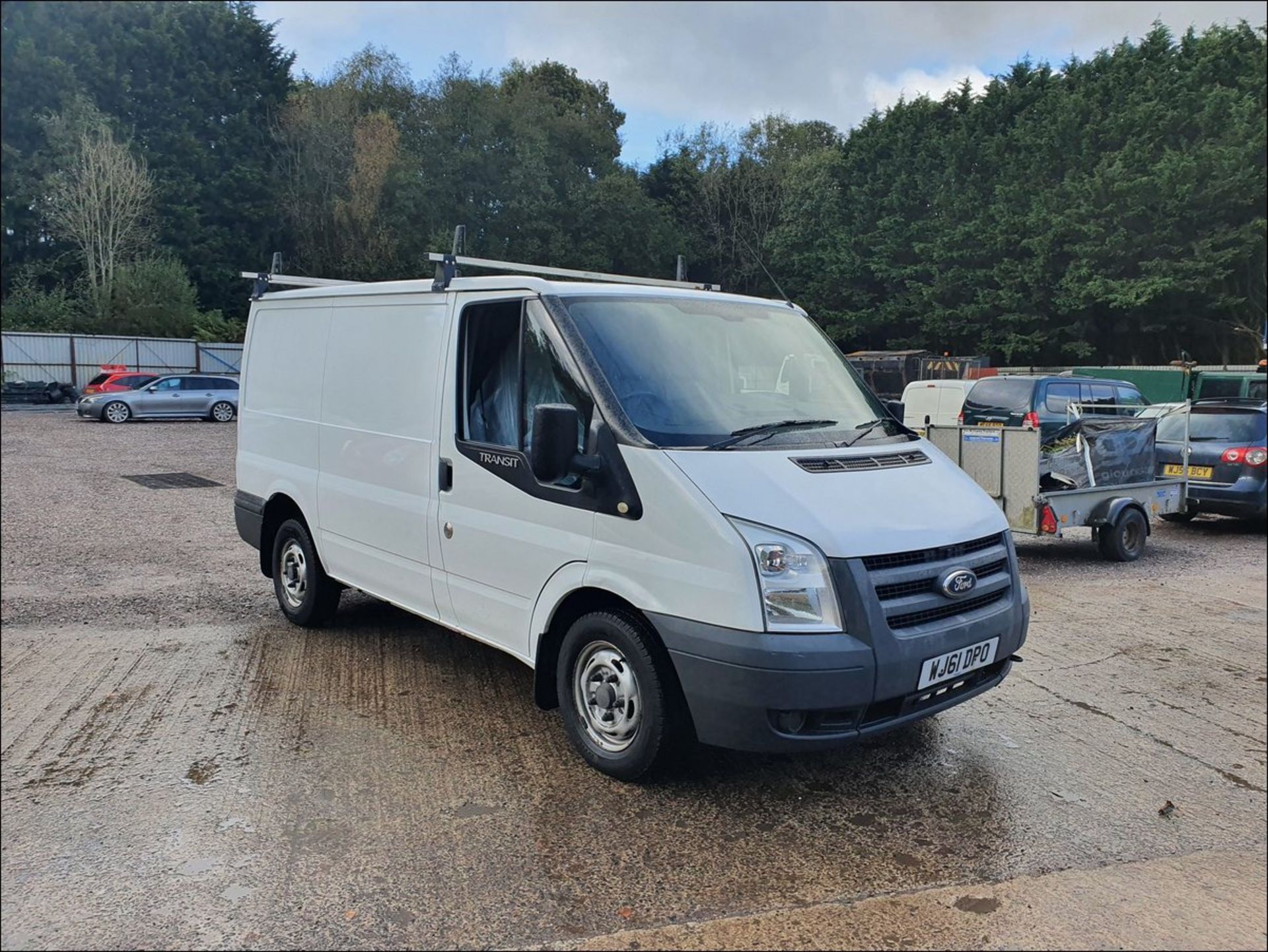 11/61 FORD TRANSIT 115 T280S FWD - 2198cc 5dr Van (White, 50k) - Image 4 of 9