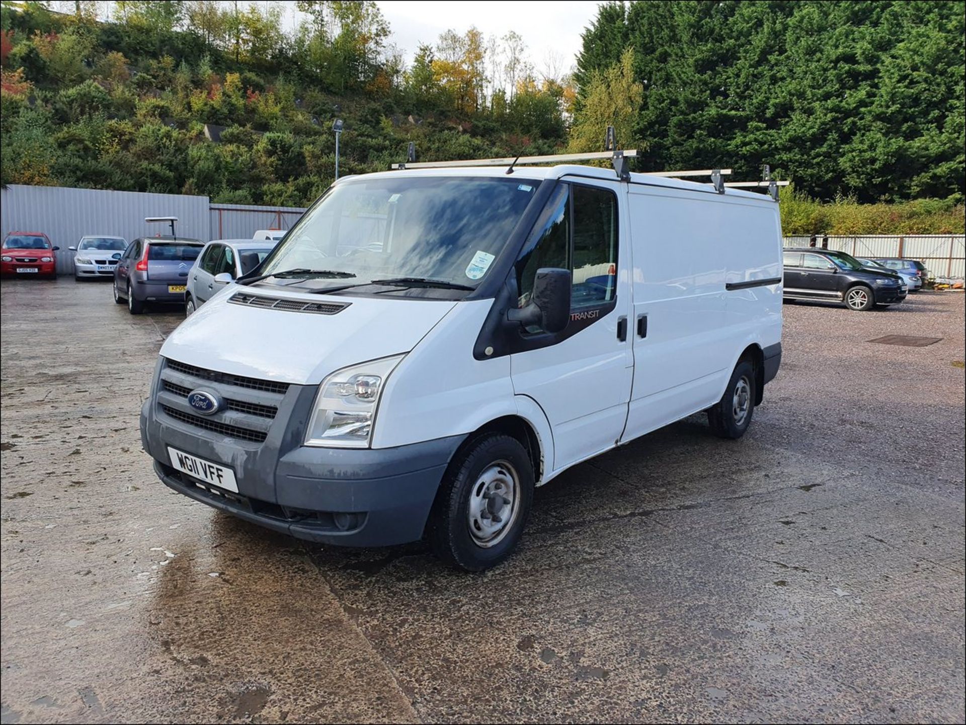 11/11 FORD TRANSIT 85 T300M FWD - 2198cc 6dr Van (White, 32k) - Image 7 of 13