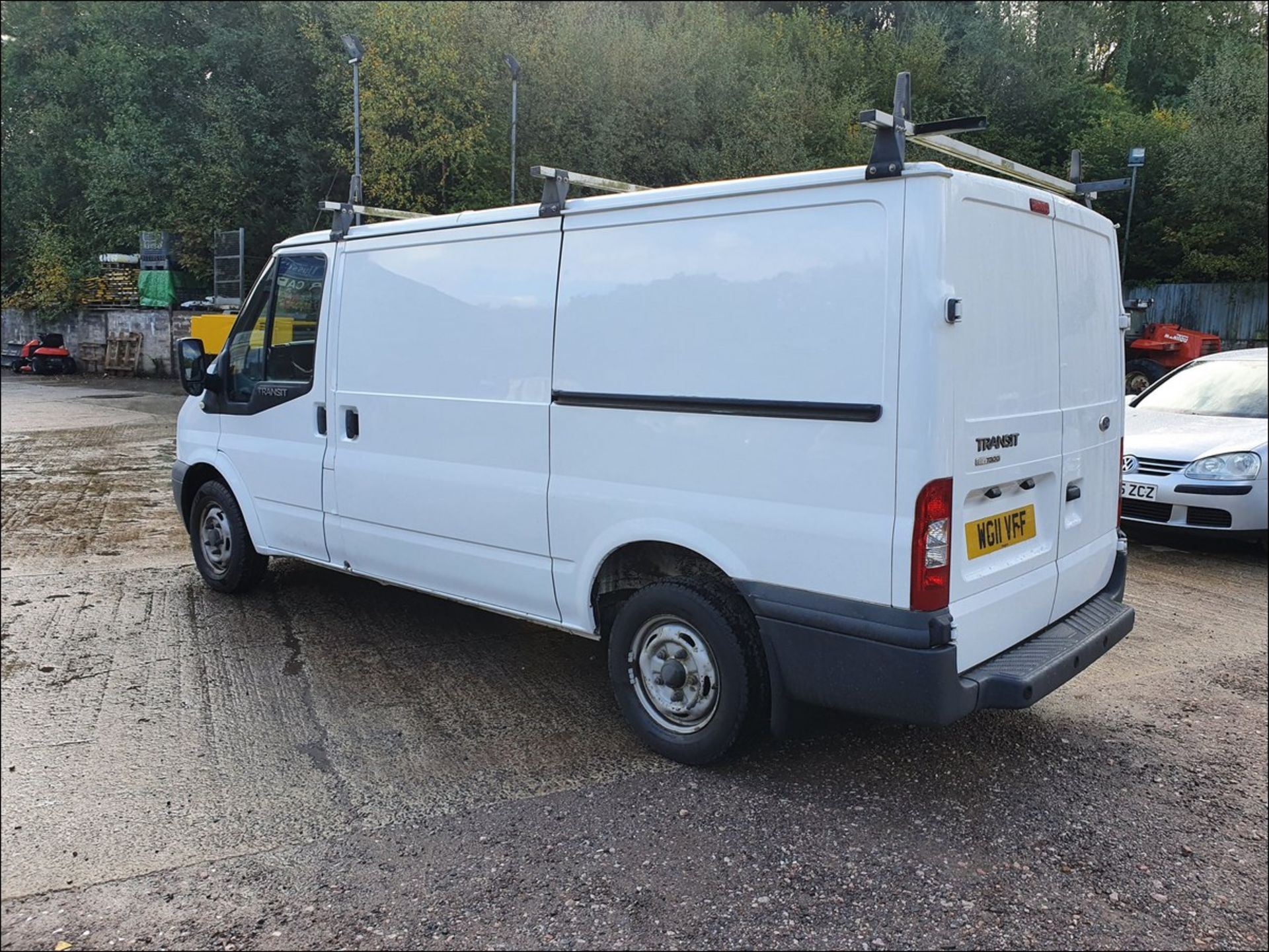 11/11 FORD TRANSIT 85 T300M FWD - 2198cc 6dr Van (White, 32k) - Image 13 of 13