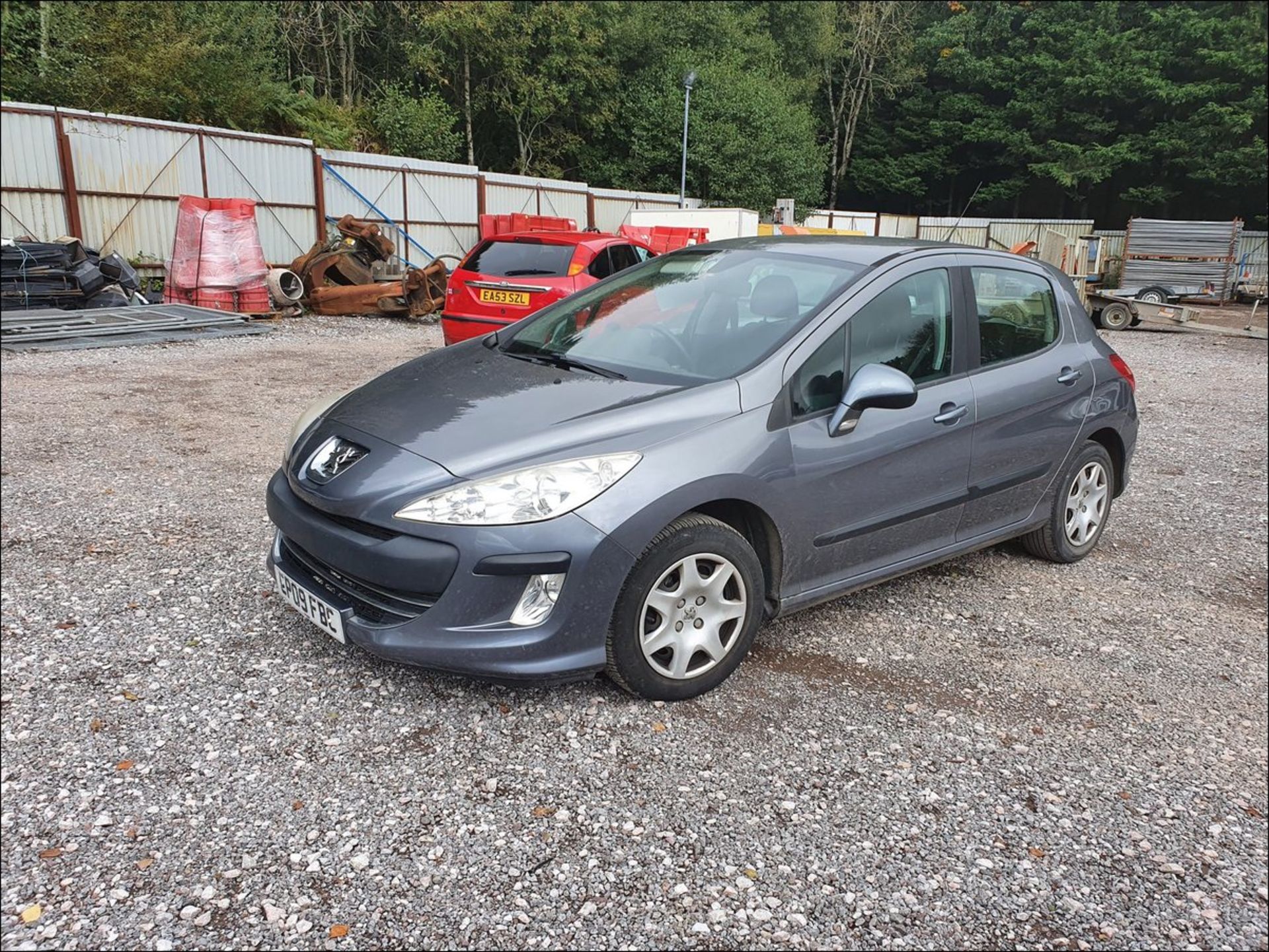 09/09 PEUGEOT 308 S - 1397cc 5dr Hatchback (Grey, 95k) - Image 3 of 12