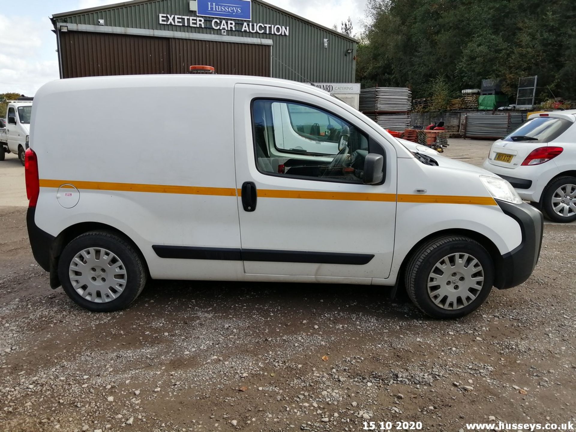 13/13 PEUGEOT BIPPER SE HDI - 1248cc 5dr Van (White, 126k) - Image 3 of 10