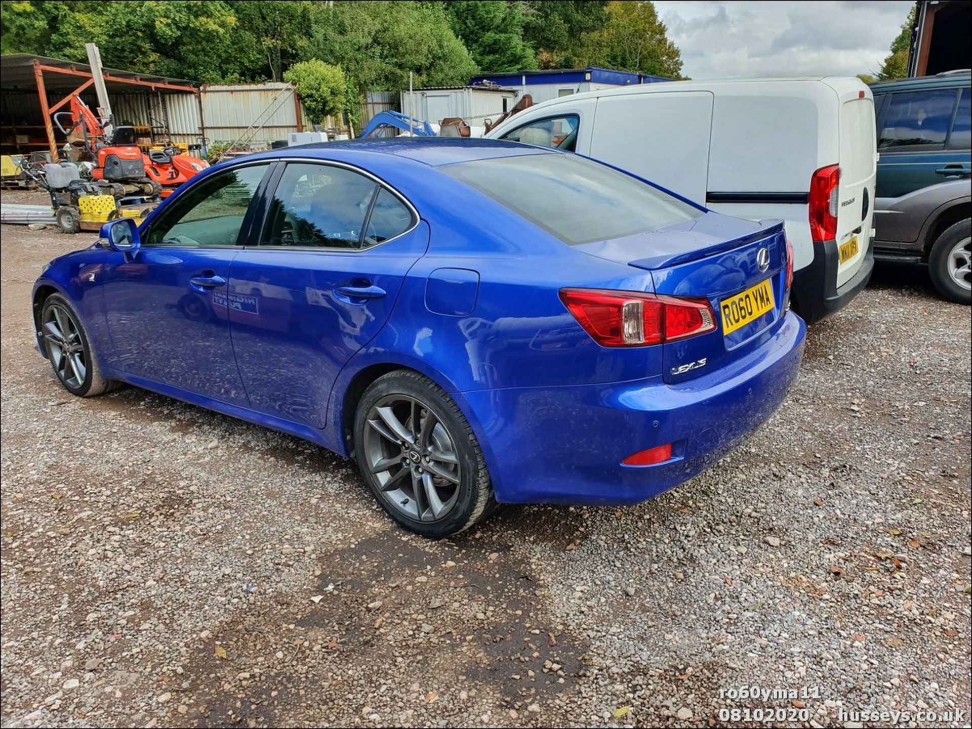 10/60 LEXUS IS 200D F SPORT - 2231cc 4dr Saloon (Blue, 123k) - Image 10 of 10