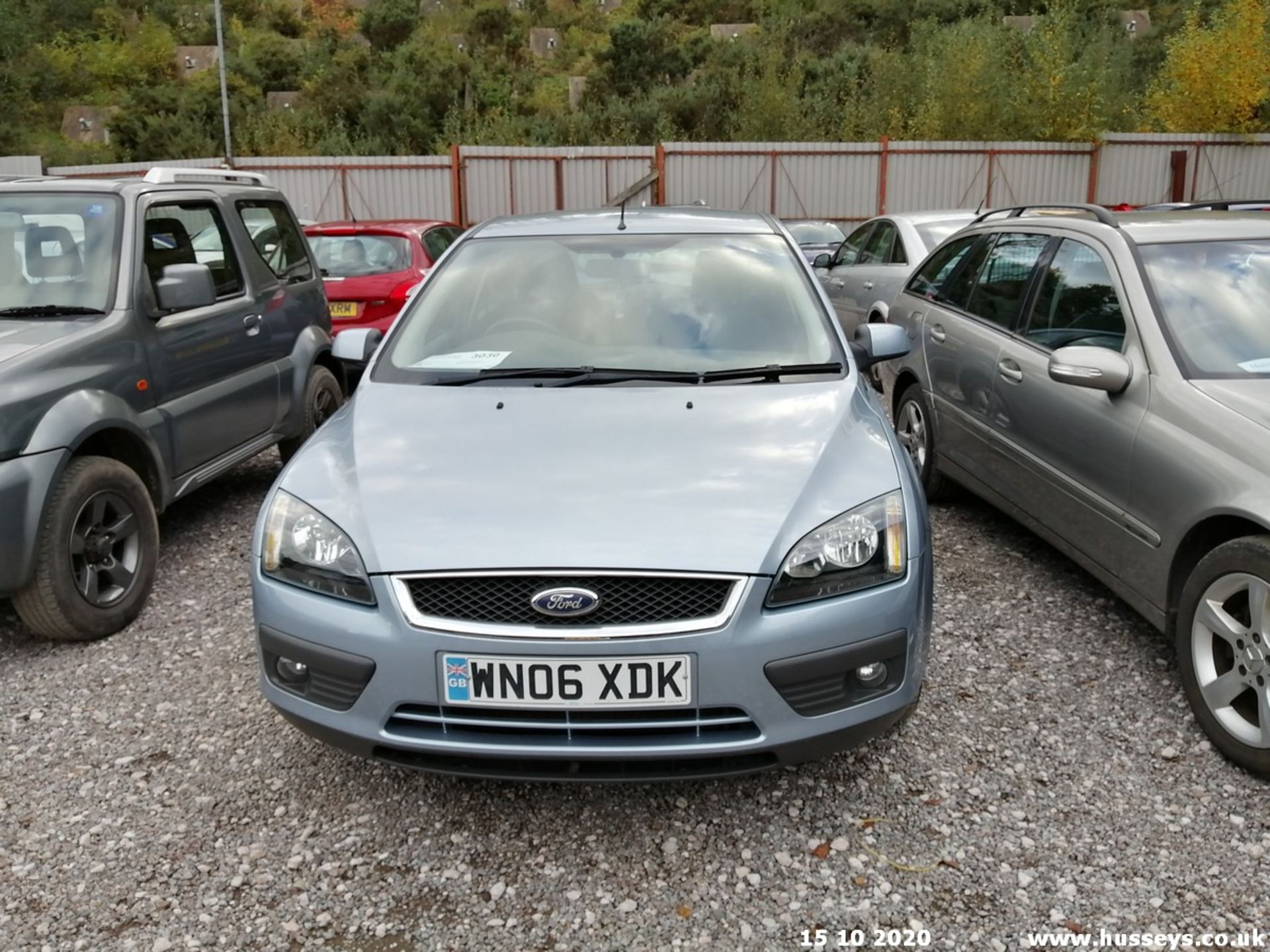 06/06 FORD FOCUS ZETEC CLIMATE 116 - 1596cc 5dr Hatchback (Blue, 66k) - Image 10 of 10