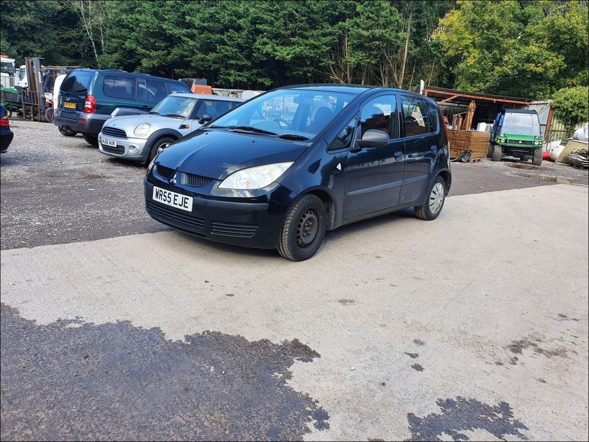 05/55 MITSUBISHI COLT BLACK - 1124cc 5dr Hatchback (Black, 131k) - Image 6 of 11