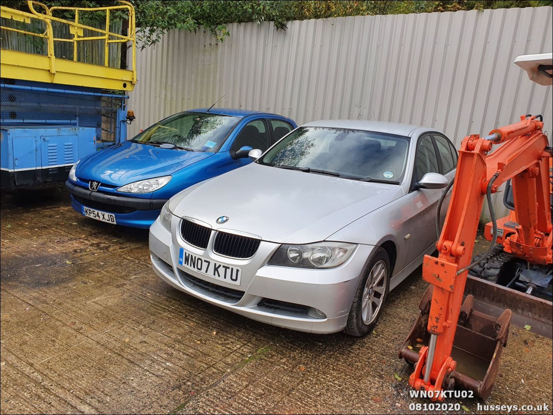 07/07 BMW 320D SE AUTO 4dr Saloon (Silver, 213k) - Image 2 of 9