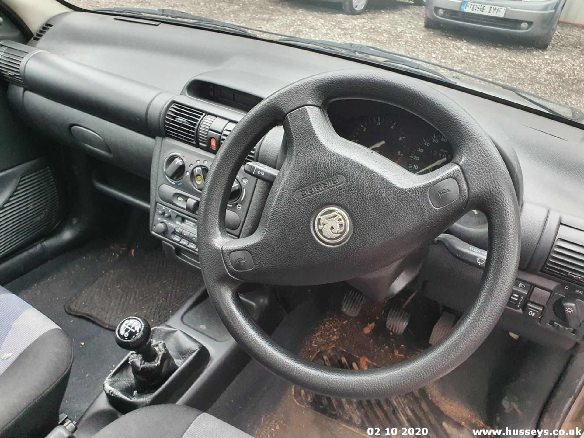 1999 VAUXHALL CORSA GLS 12V - 973cc 3dr Hatchback (Silver, 135k) - Image 7 of 9