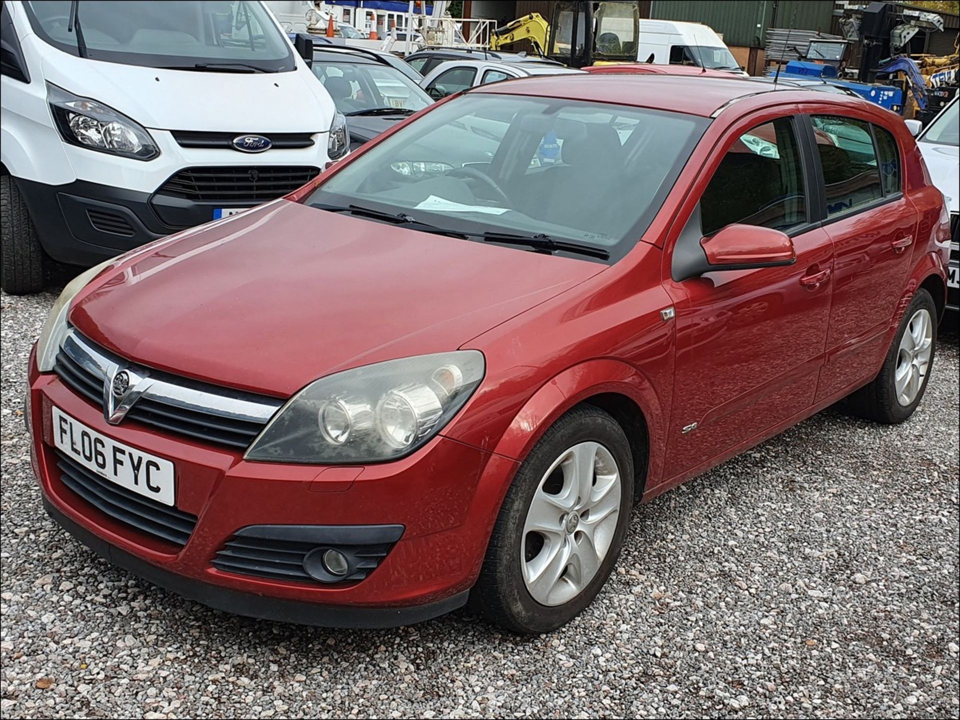 06/06 VAUXHALL ASTRA SXI TWINPORT - 1598cc 5dr Hatchback (Red, 124k)