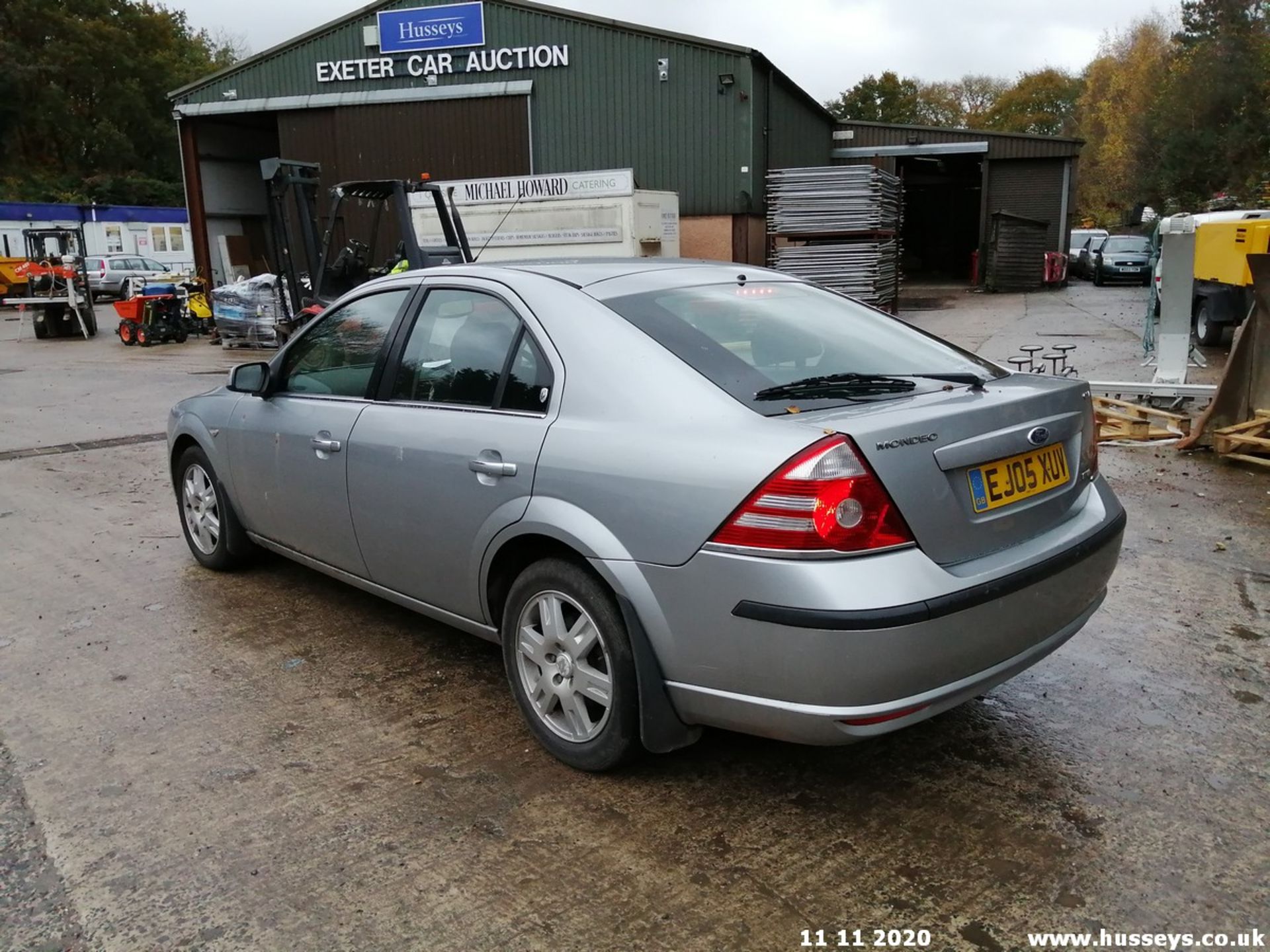 05/05 FORD MONDEO GHIA TDCI - 1998cc 5dr Hatchback (Silver, 121k) - Image 5 of 12