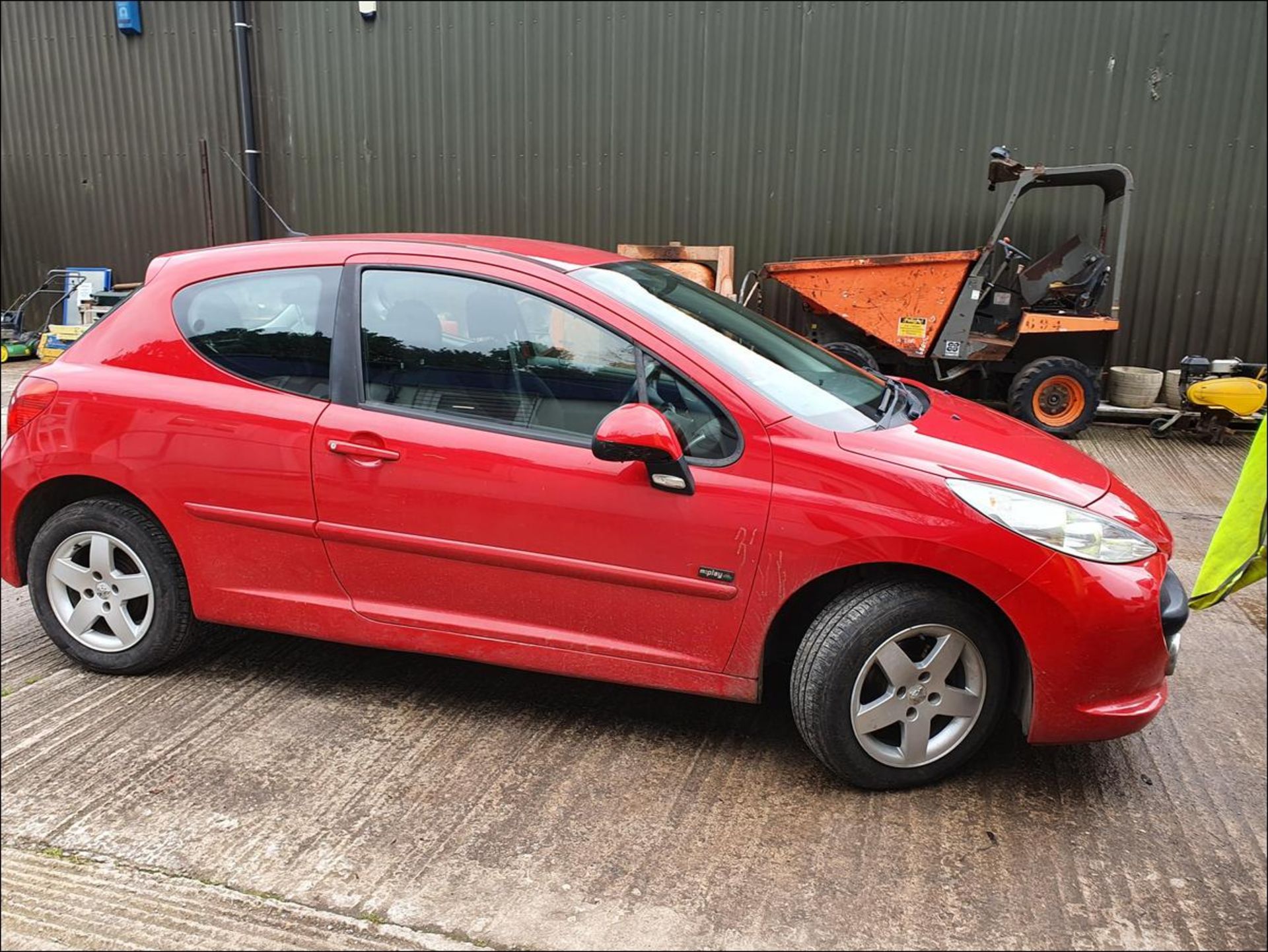 07/57 PEUGEOT 207 M:PLAY - 1360cc 3dr Hatchback (Red, 88k) - Image 10 of 11