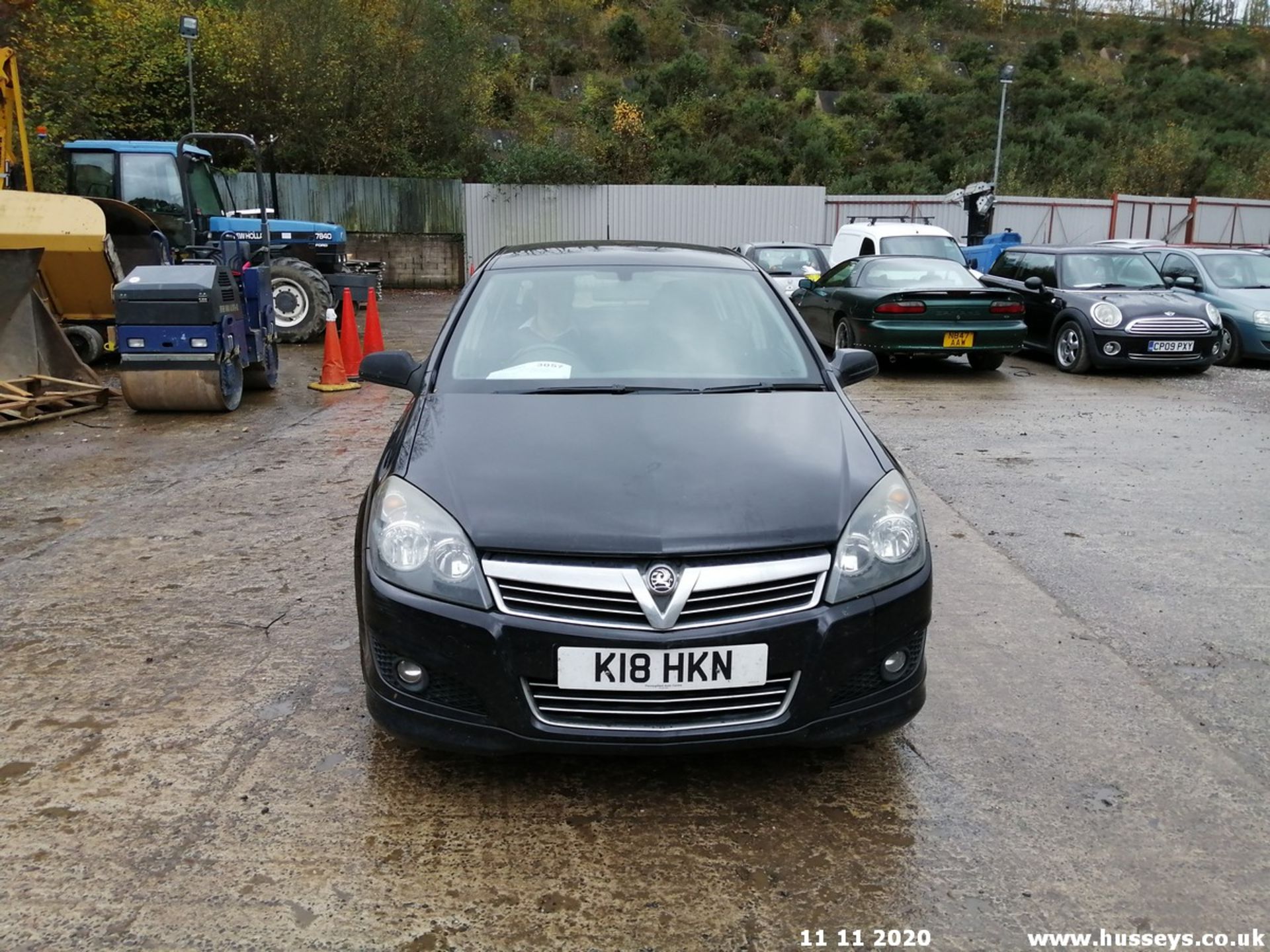 2008 VAUXHALL ASTRA SRI XP - 1796cc 5dr Hatchback (Black, 111k) - Image 2 of 10