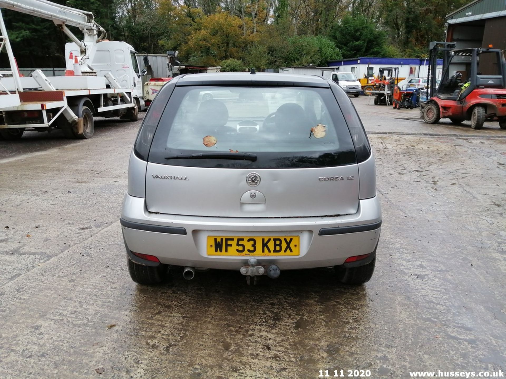 03/53 VAUXHALL CORSA SXI 16V - 1199cc 3dr Hatchback (Silver, 93k) - Image 8 of 11