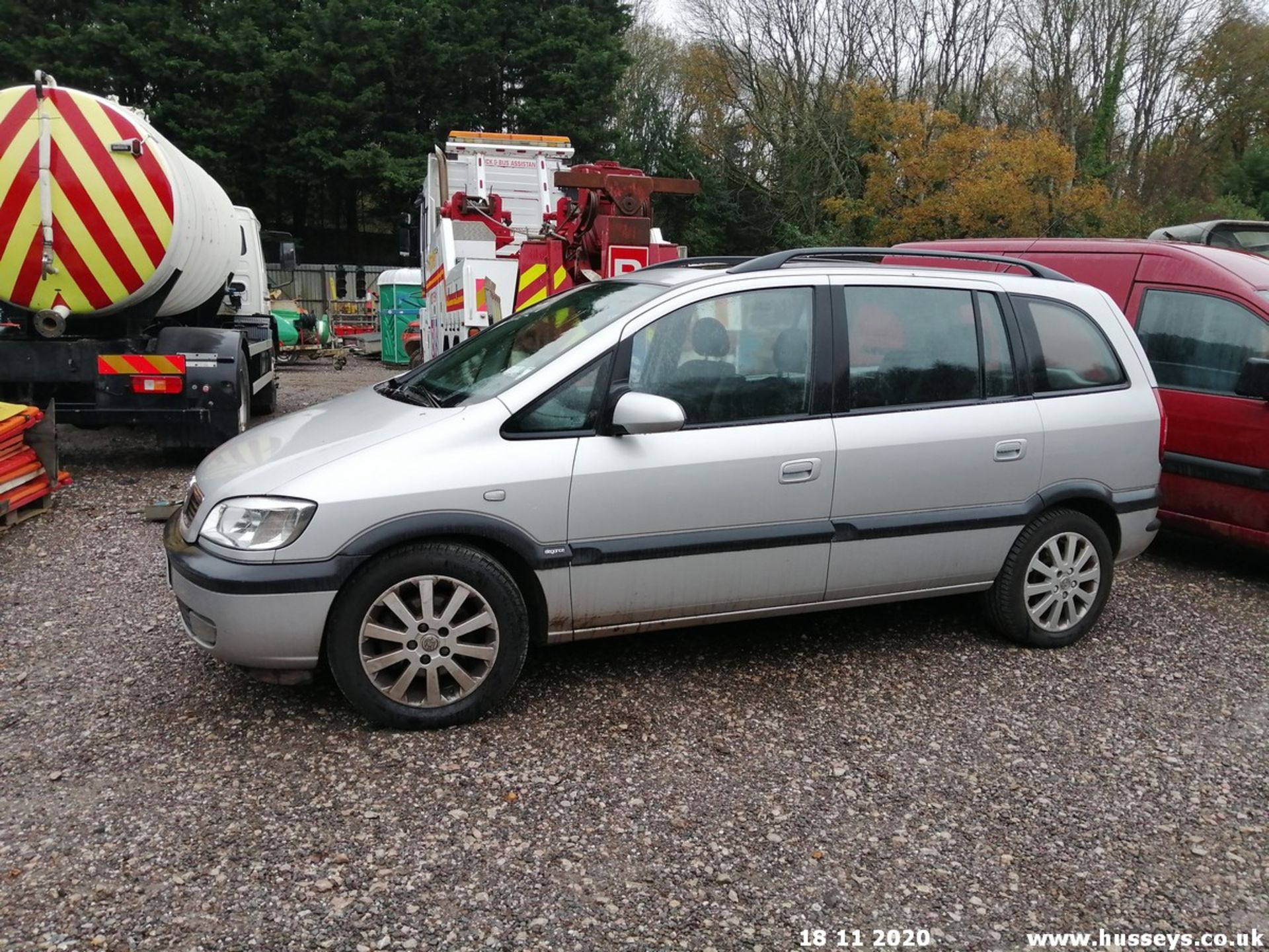 04/53 VAUXHALL ZAFIRA ELEGANCE 16V AUTO - 1796cc 5dr MPV (Silver, 94k)