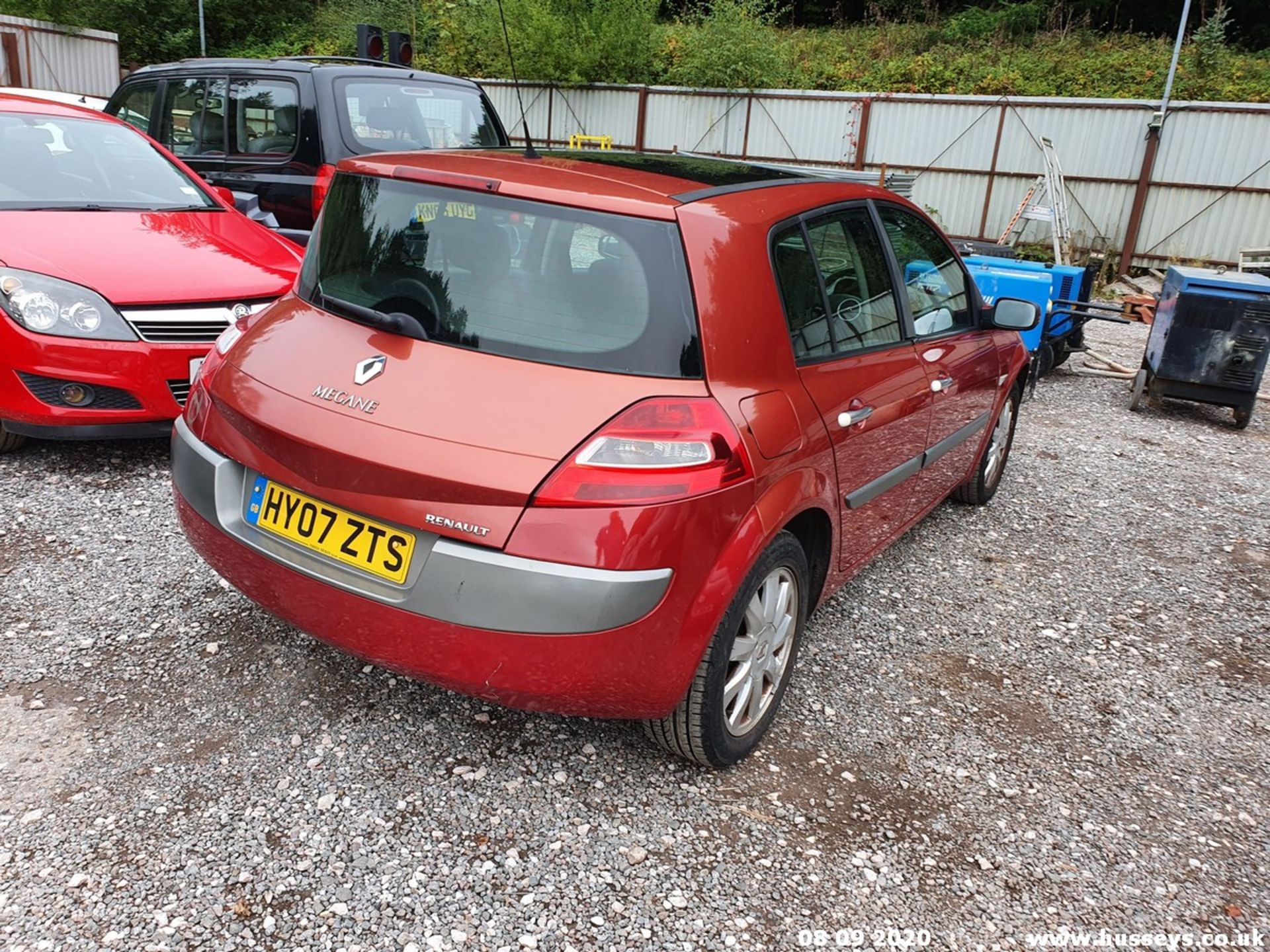 07/07 RENAULT MEGANE DYNAMIQUE DCI 106 - 1461cc 5dr Hatchback (Red, 61k) - Image 5 of 10