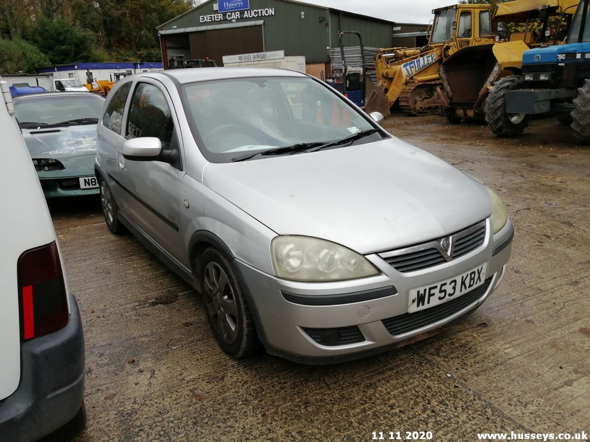 03/53 VAUXHALL CORSA SXI 16V - 1199cc 3dr Hatchback (Silver, 93k) - Image 3 of 11