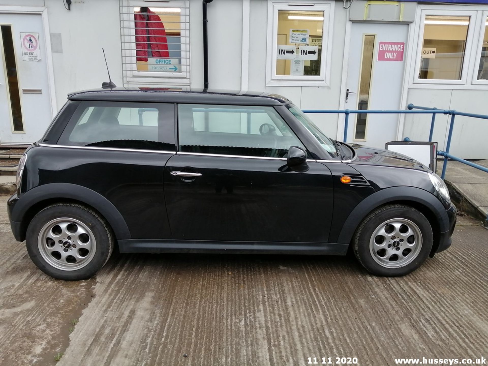 13/62 MINI COOPER - 1598cc 3dr Hatchback (Black, 57k)